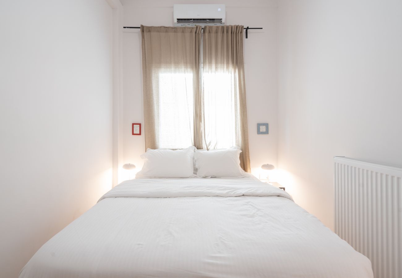 Apartment in Athens - 2BR Greek Home | Private Backyard 20' to Acropolis