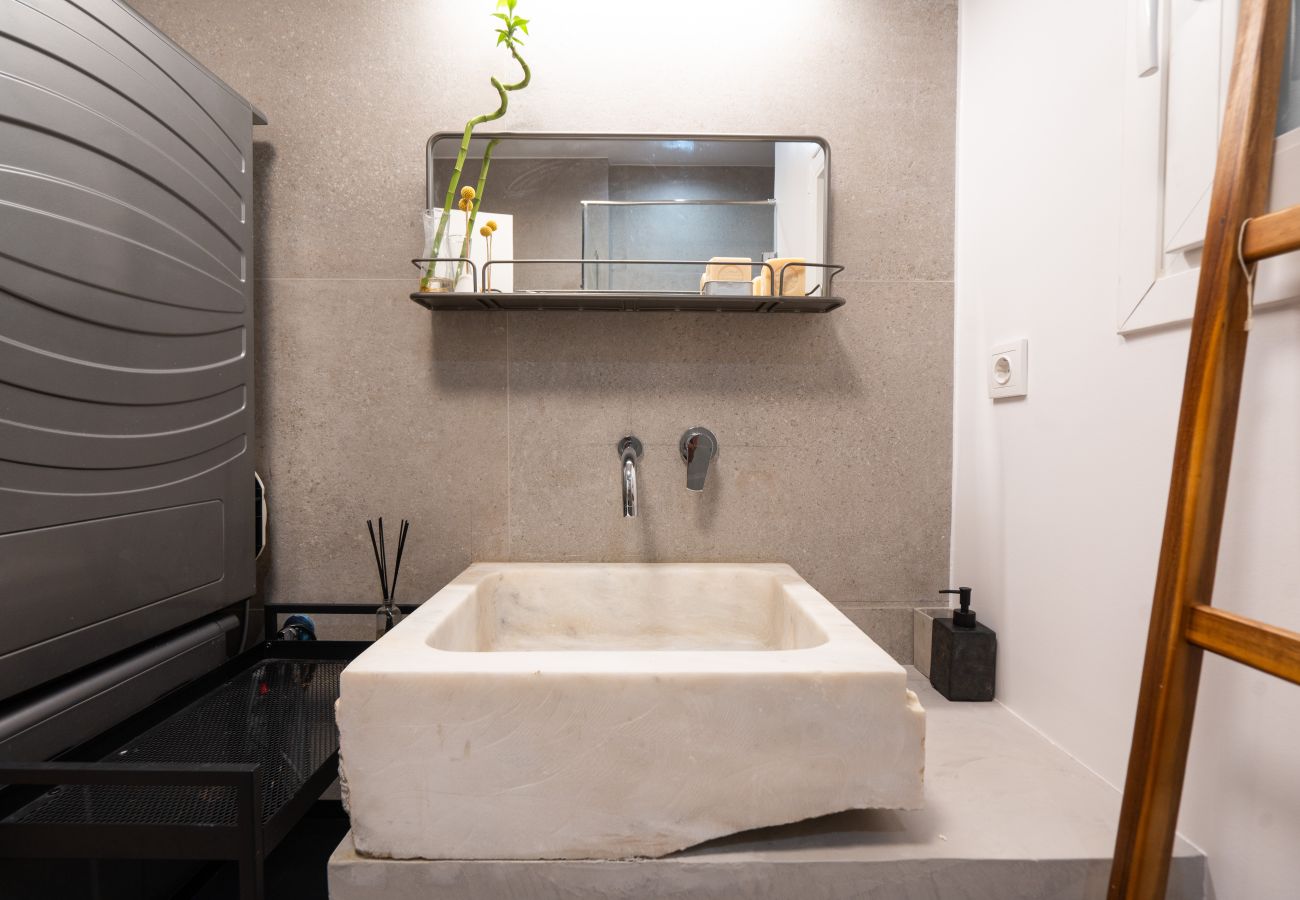 Apartment in Athens - 2BR Greek Home | Private Backyard 20' to Acropolis