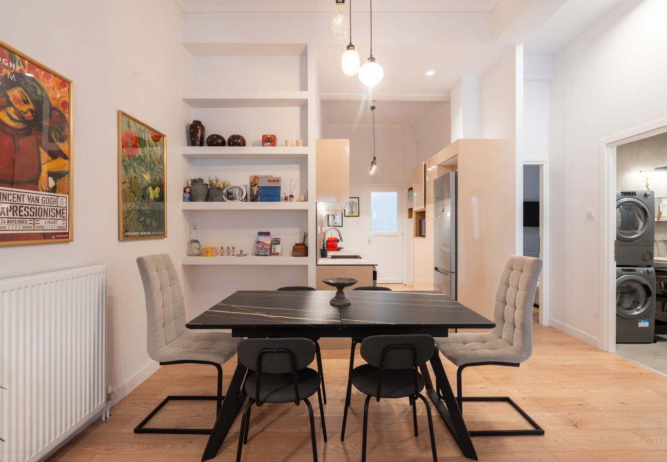 Apartment in Athens - 2BR Greek Home | Private Backyard 20' to Acropolis