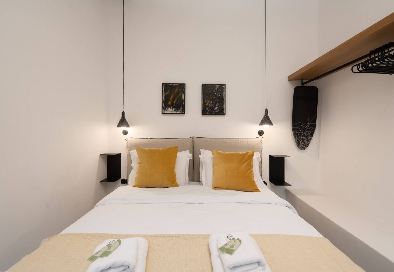Apartment in Athens - 2BR Suite Apt • Acropolis Rooftop Views • By Metro