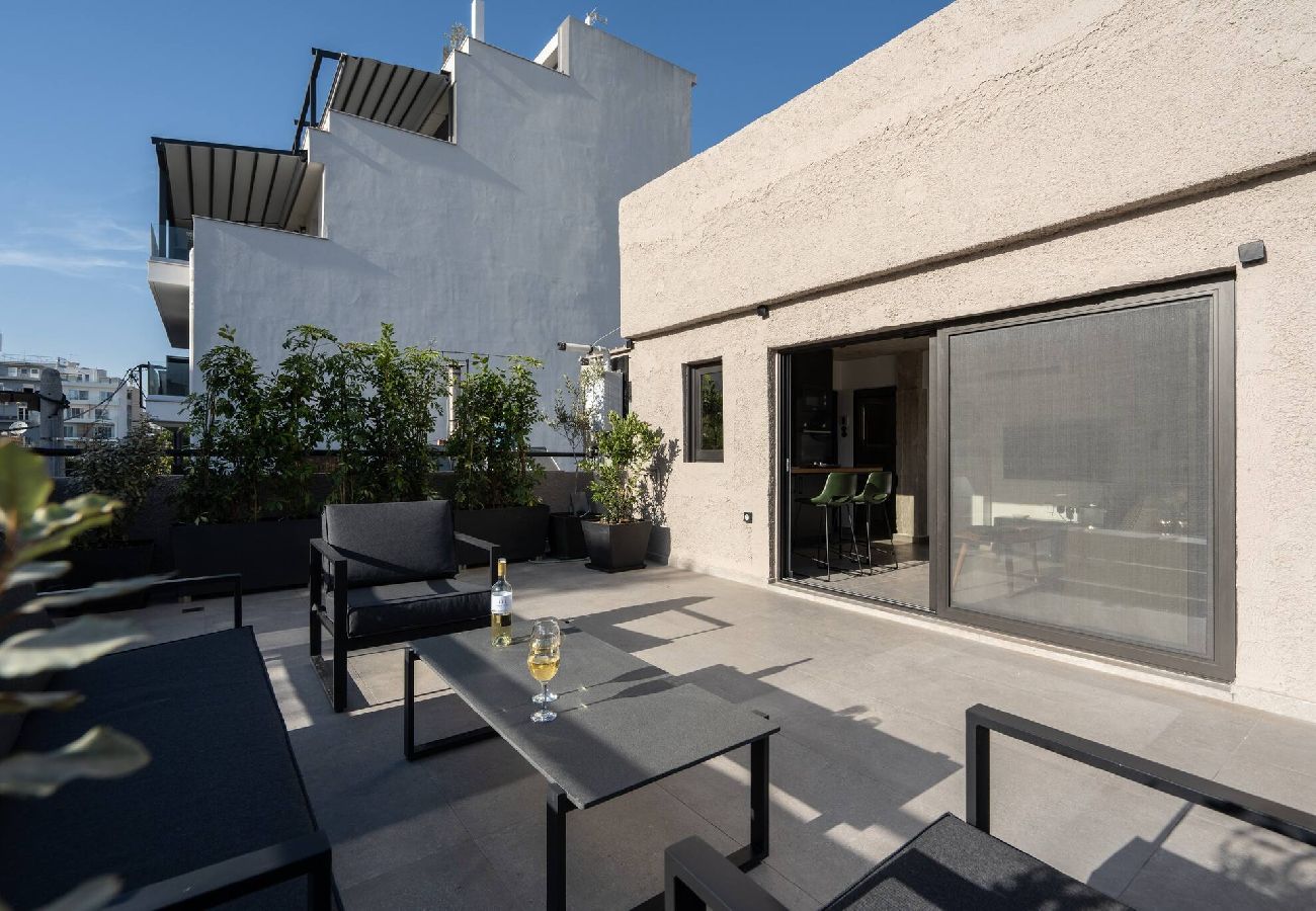 Apartment in Athens - 1BR Suite Apt Breathtaking Acropolis View