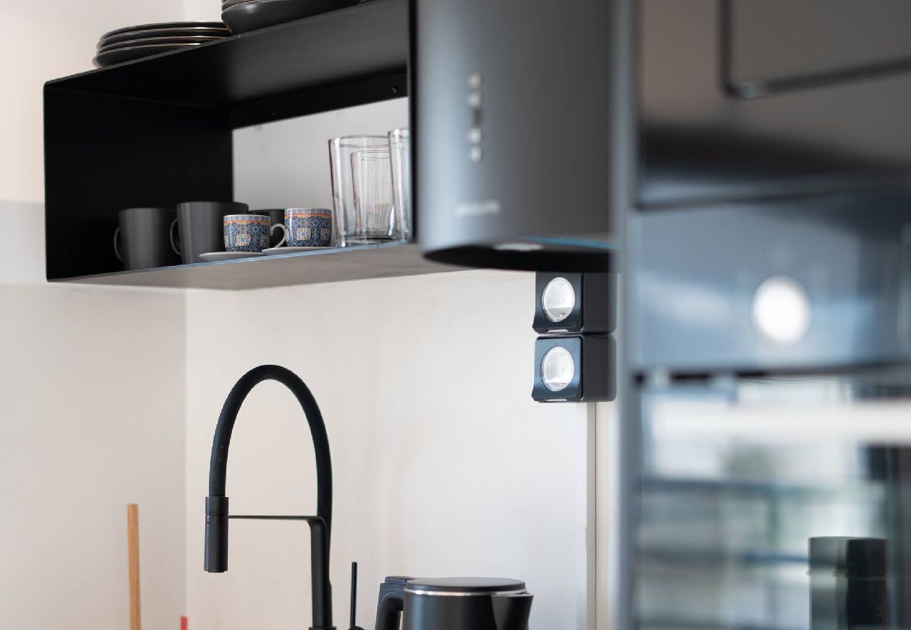 Apartment in Athens - 1BR Suite Apt Breathtaking Acropolis View