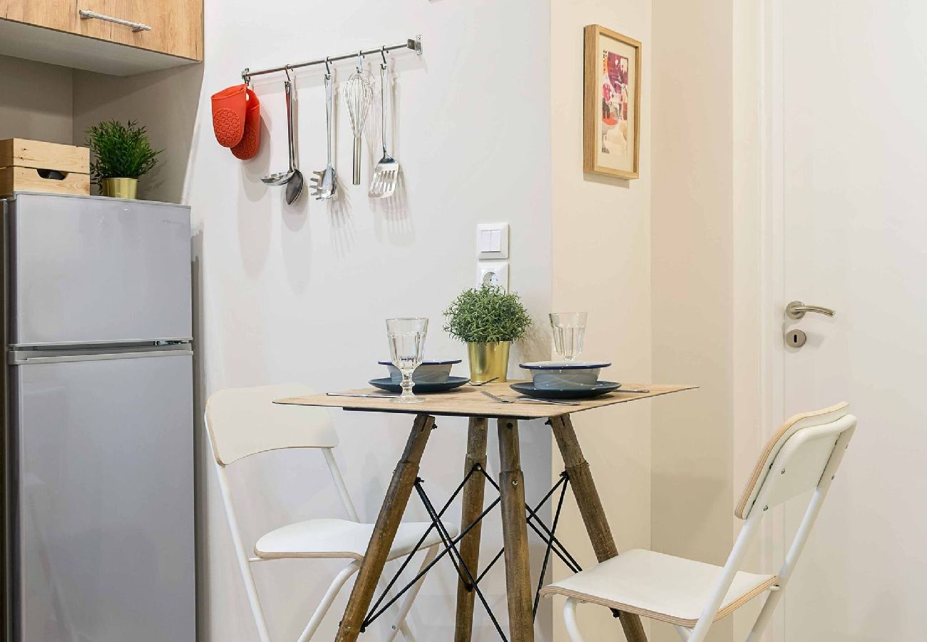 Apartment in Athens - Romantic & Well Decor Shining ☆_Top Location!