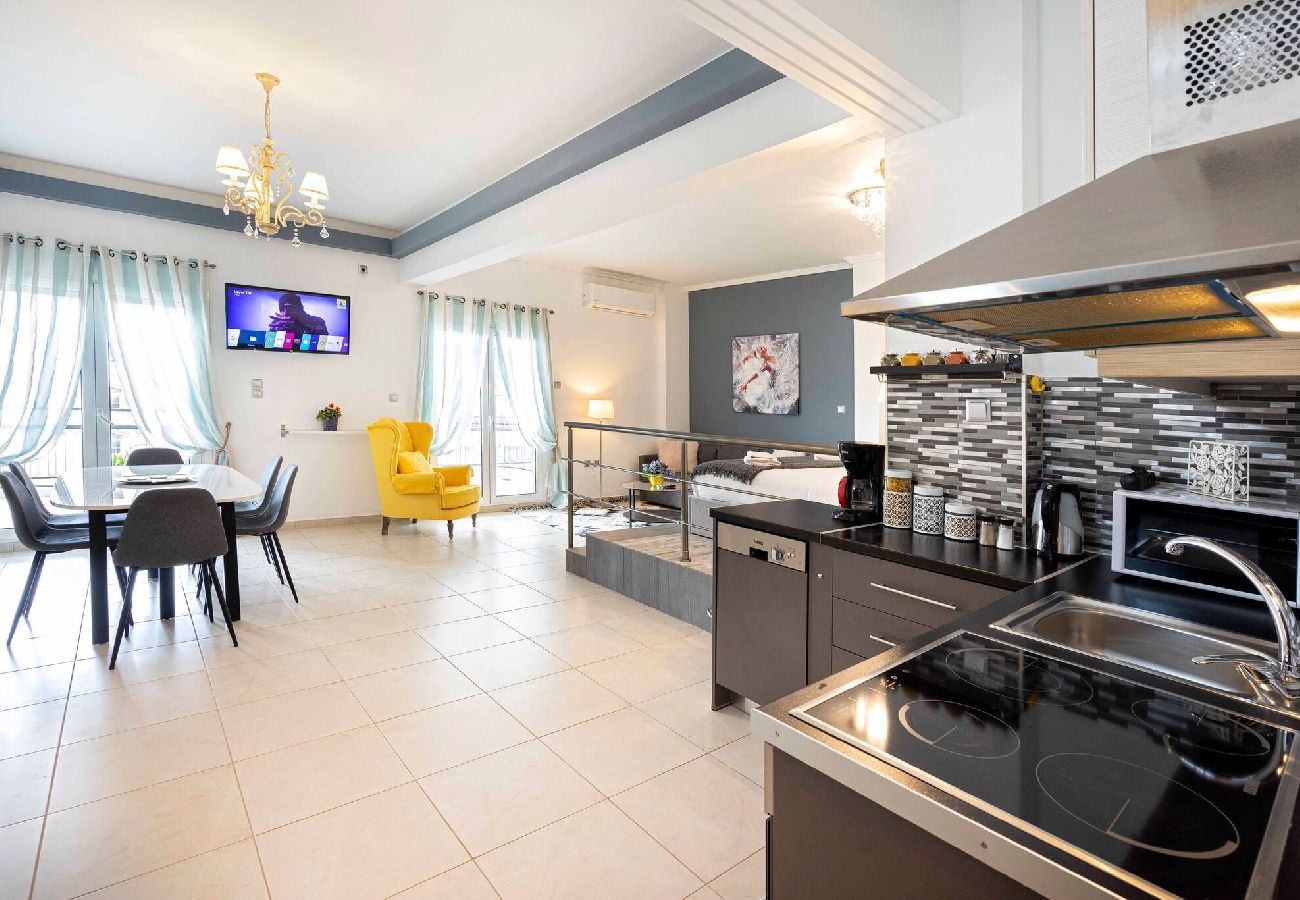 Apartment in Athens - Spacious & Quiet Studio | Metro | 15' To Acropolis