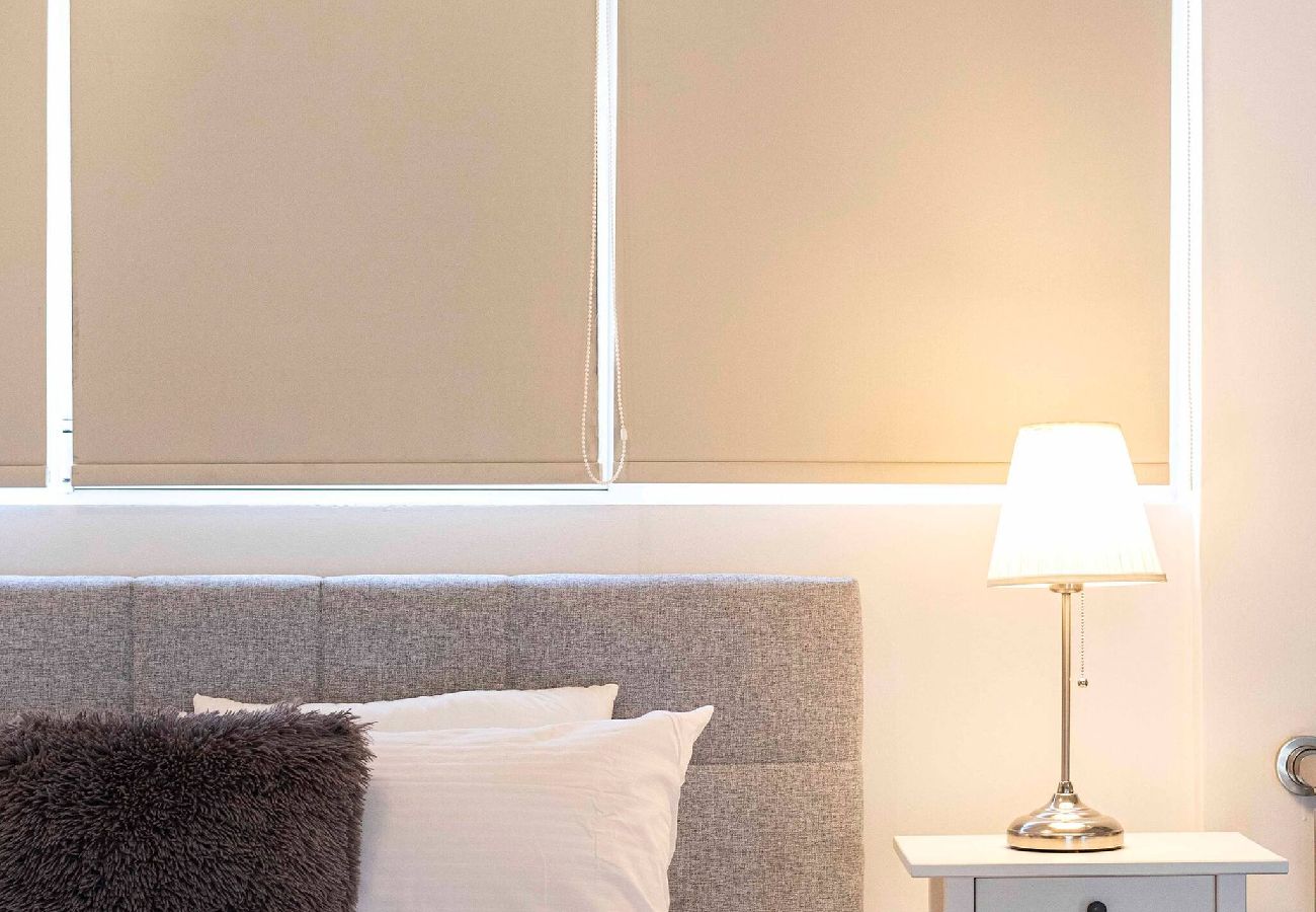 Apartment in Athens - Spacious & Quiet Studio | Metro | 15' To Acropolis