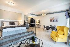 Apartment in Athens - Thiseos 4