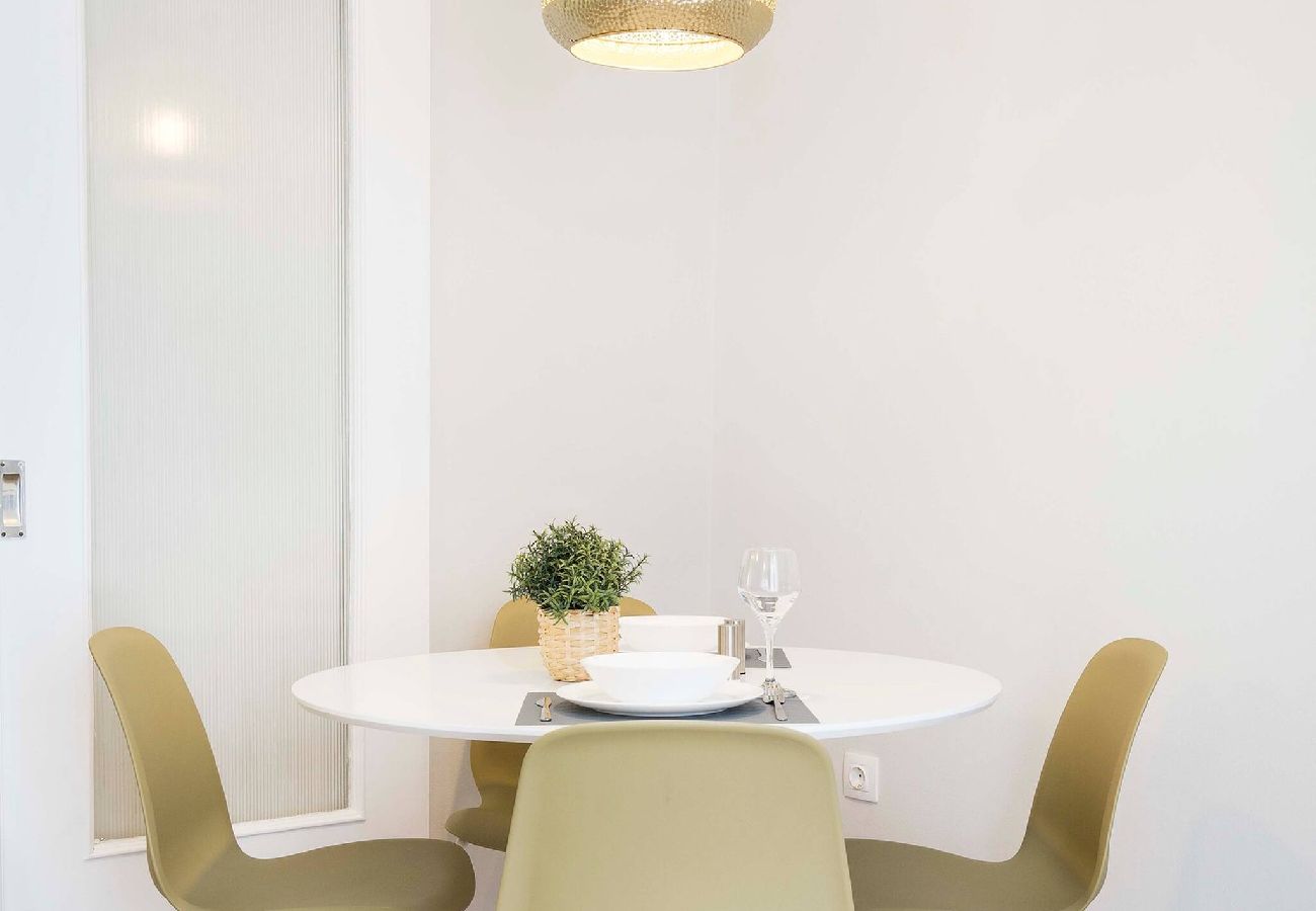 Apartment in Athens - 1BR Apt in Petralona | 15' to Acropolis | By Metro