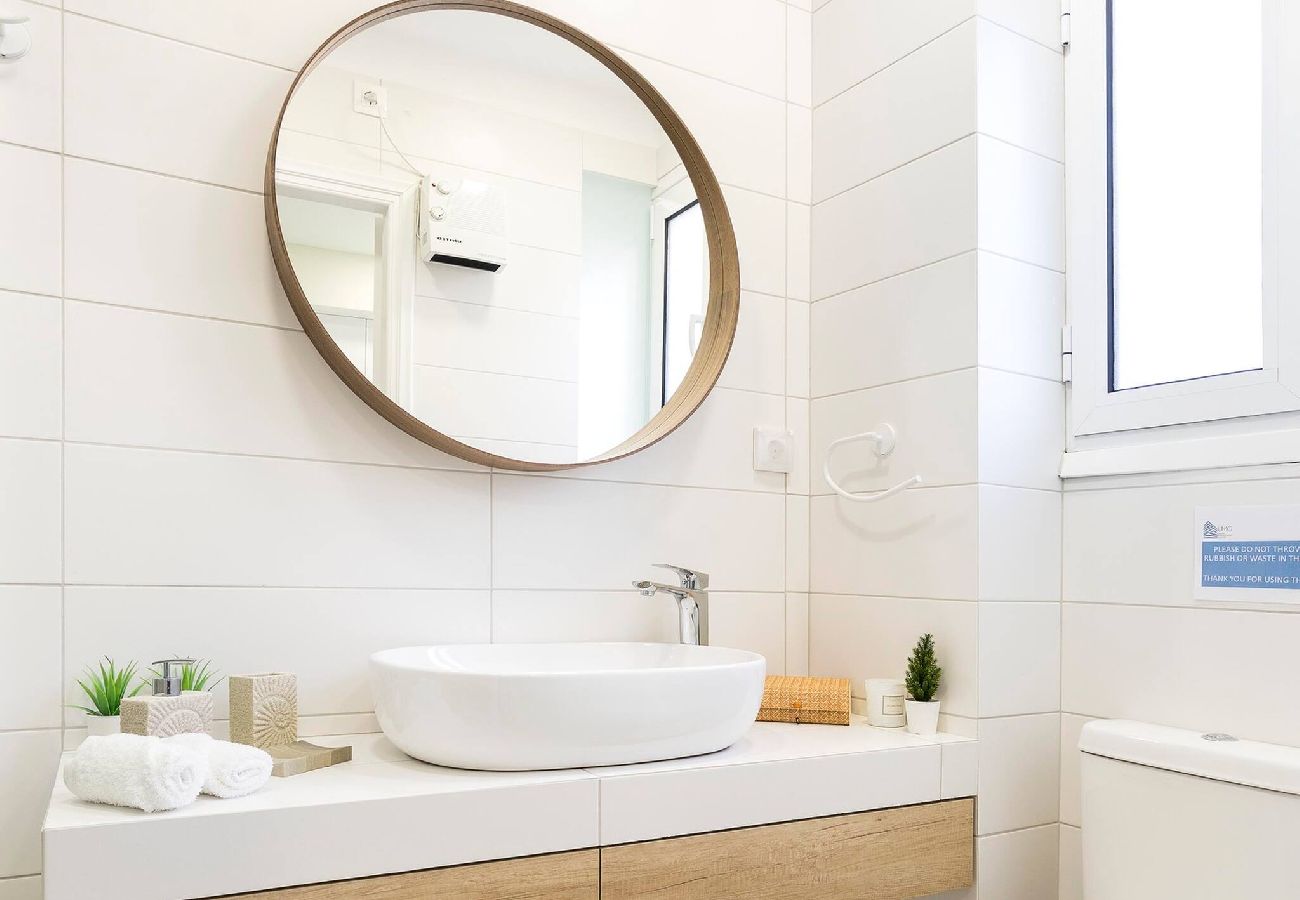 Apartment in Athens - 1BR Apt in Petralona | 15' to Acropolis | By Metro