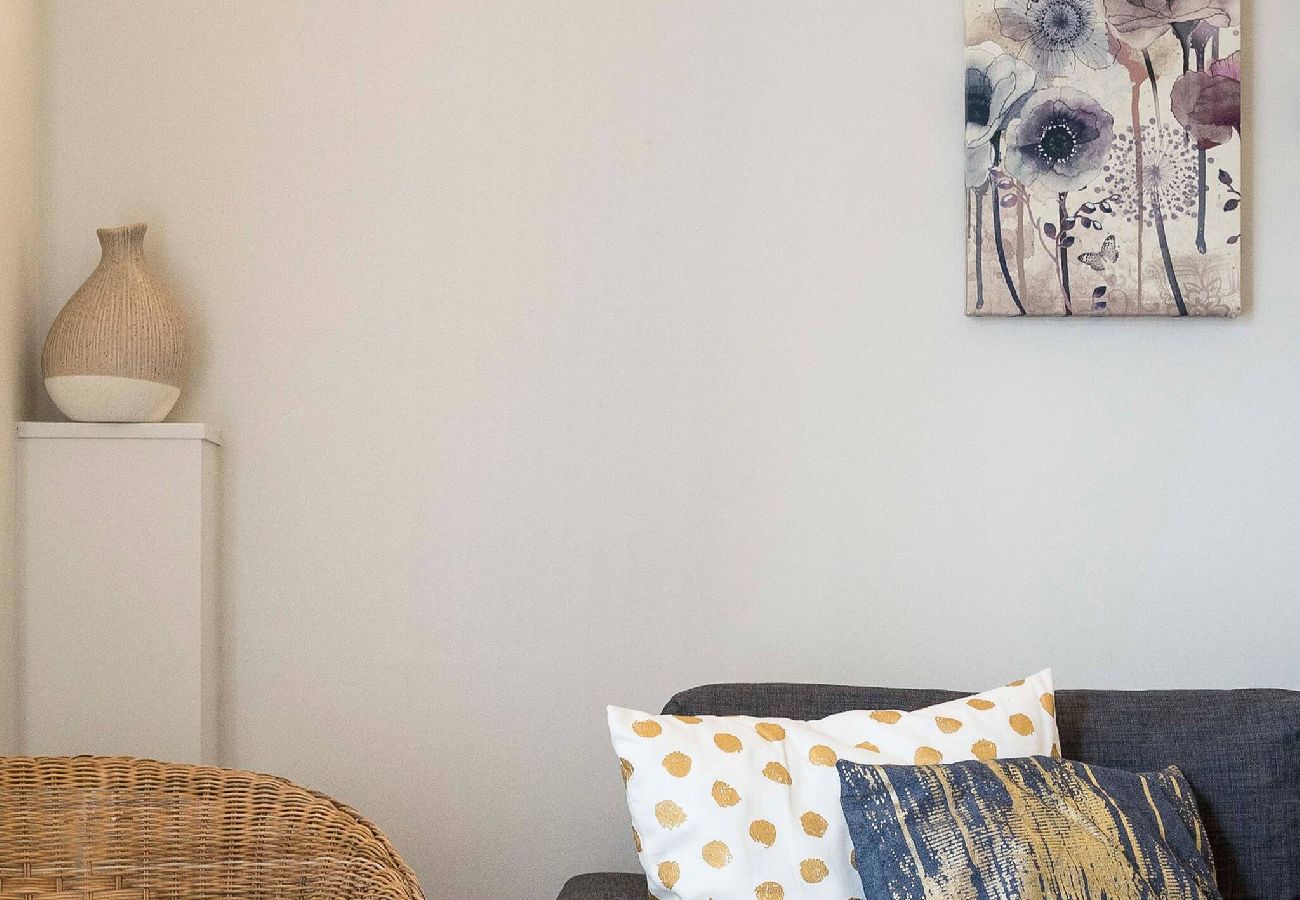 Apartment in Athens - 1BR Apt in Petralona | 15' to Acropolis | By Metro