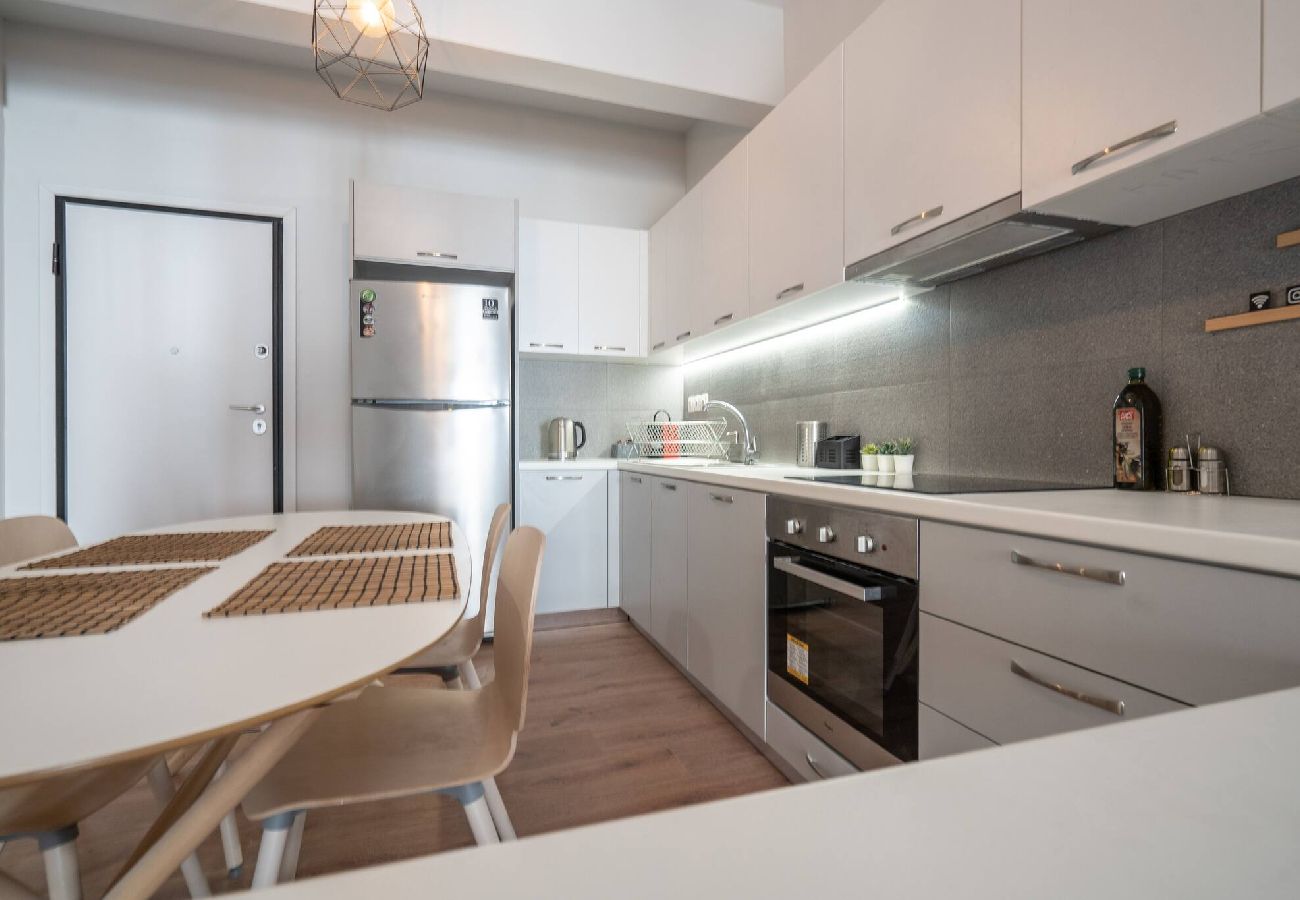 Apartment in Athens - Exclusive Apt In The ♥ Of Athens'_2BD+2 Bathrooms 