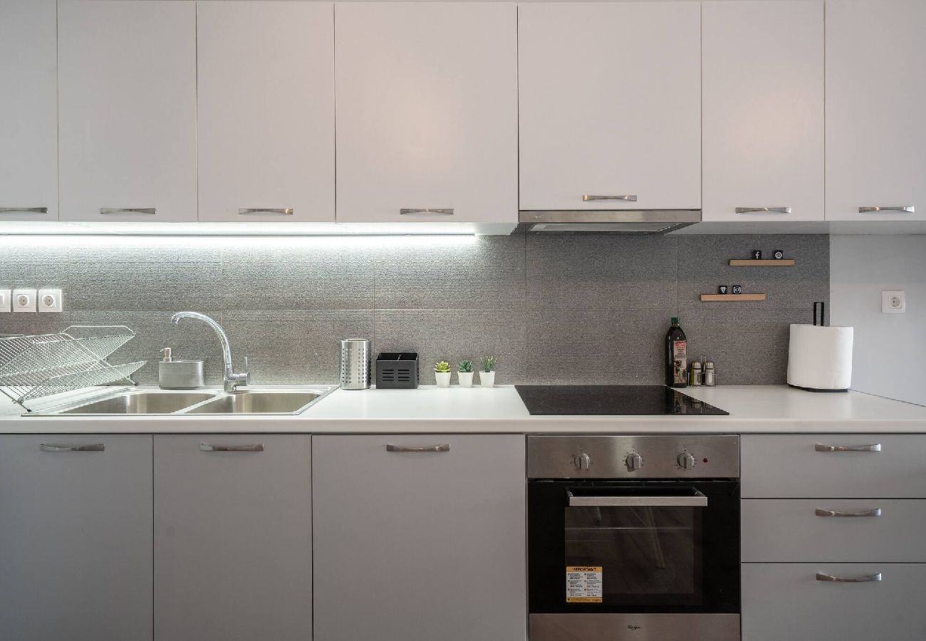 Apartment in Athens - Exclusive Apt In The ♥ Of Athens'_2BD+2 Bathrooms 