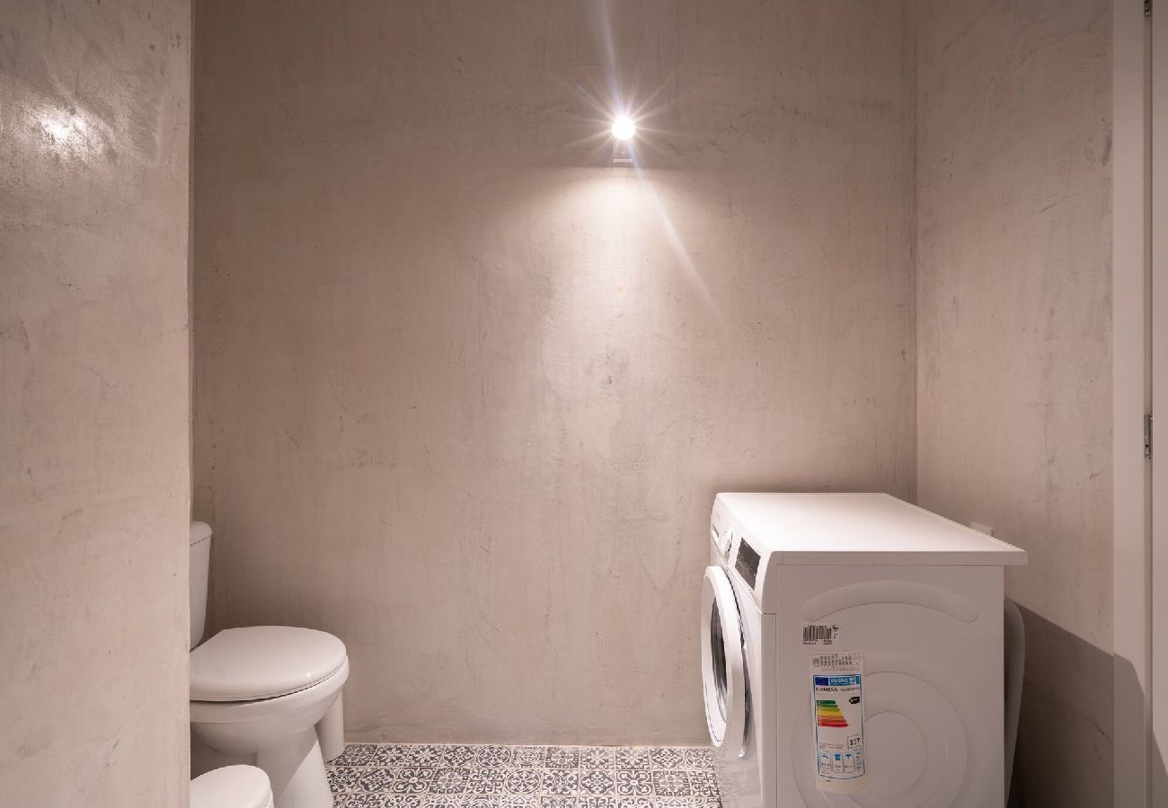 Apartment in Athens - Exclusive Apt In The ♥ Of Athens'_2BD+2 Bathrooms 