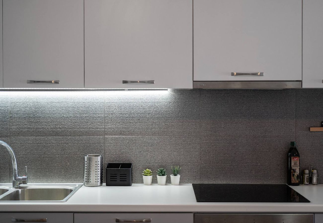 Apartment in Athens - Exclusive Apt In The ♥ Of Athens'_2BD+2 Bathrooms 