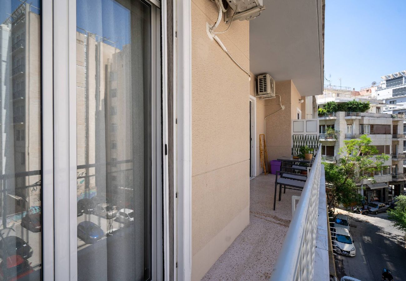 Apartment in Athens - Exclusive Apt In The ♥ Of Athens'_2BD+2 Bathrooms 