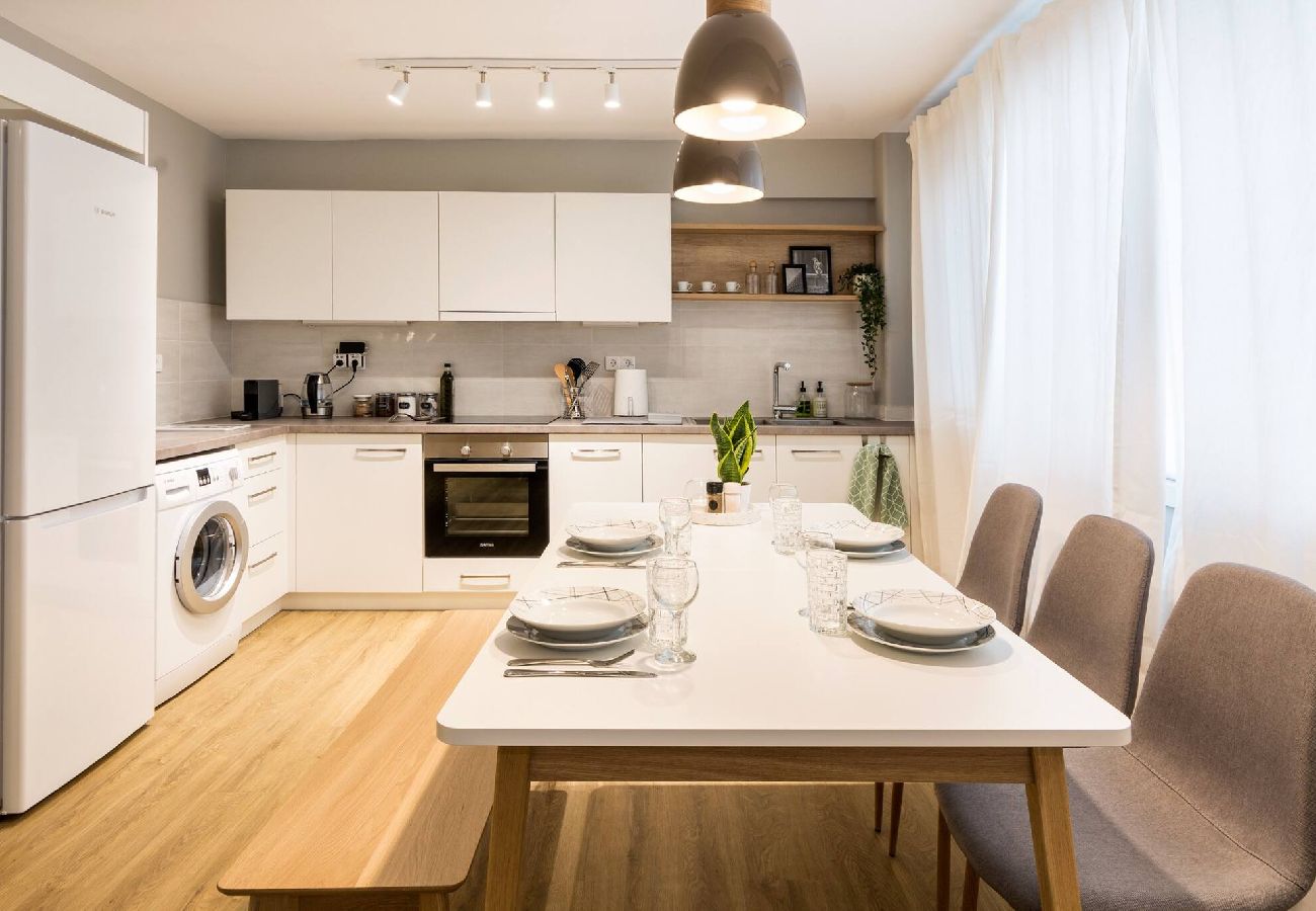 Apartment in Athens - Lycabettus Hidden Gem~King Beds, Quiet & Spacious