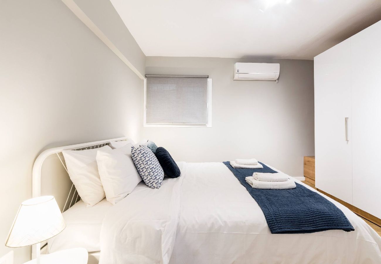 Apartment in Athens - Lycabettus Hidden Gem~King Beds, Quiet & Spacious
