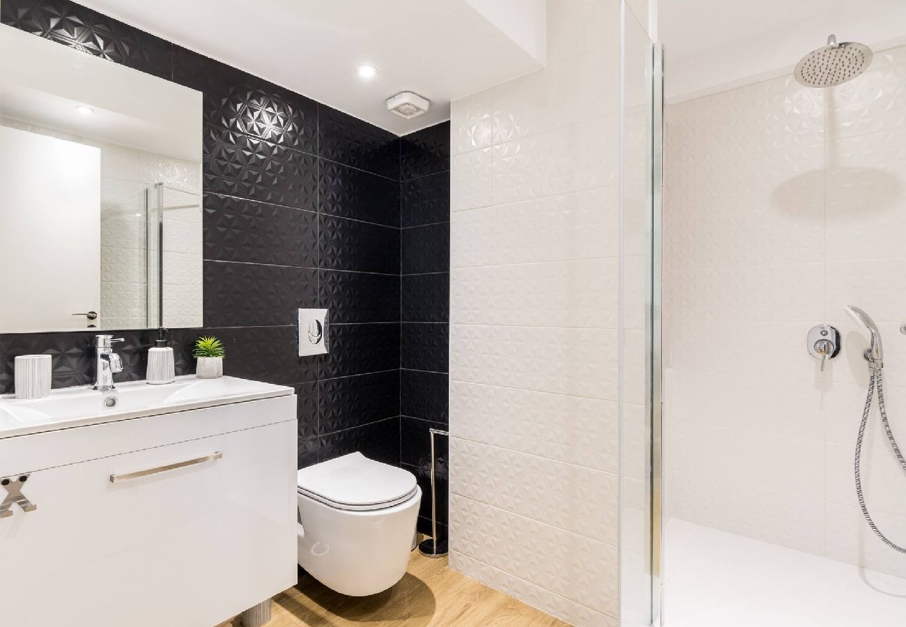 Apartment in Athens - Lycabettus Hidden Gem~King Beds, Quiet & Spacious