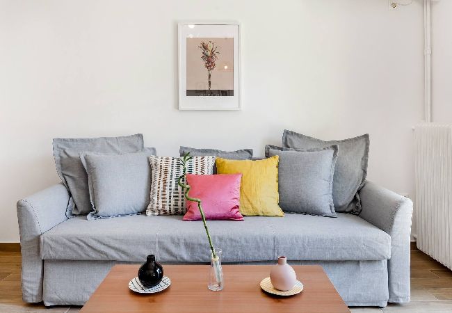 Apartment in Athens - Dimofontos 12