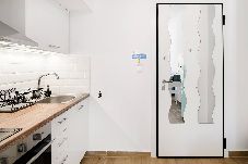 Apartment in Athens - Dimofontos 12