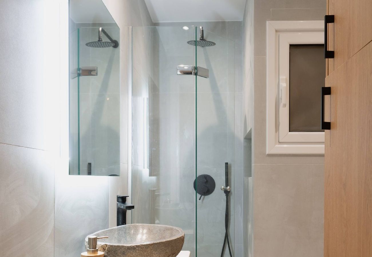 Apartment in Athens - The Heart Of Athens 