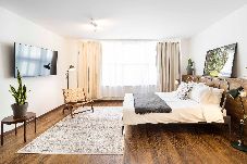 Studio in Athens - Miltiadou 21- RIGHT