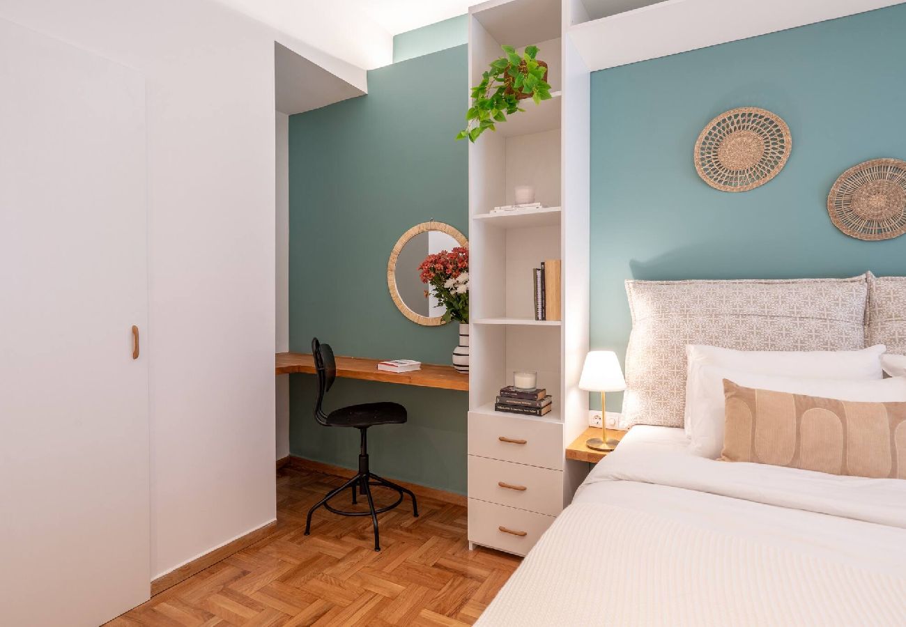 Apartment in Athens - Adela's Apartment | BR & LR Next to Metro