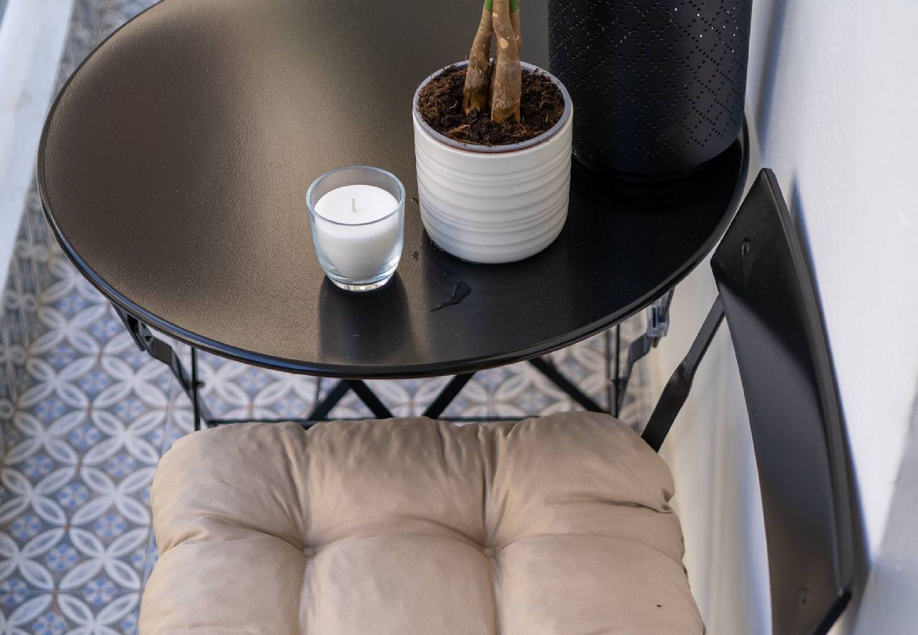 Apartment in Athens - Adela's Apartment | BR & LR Next to Metro