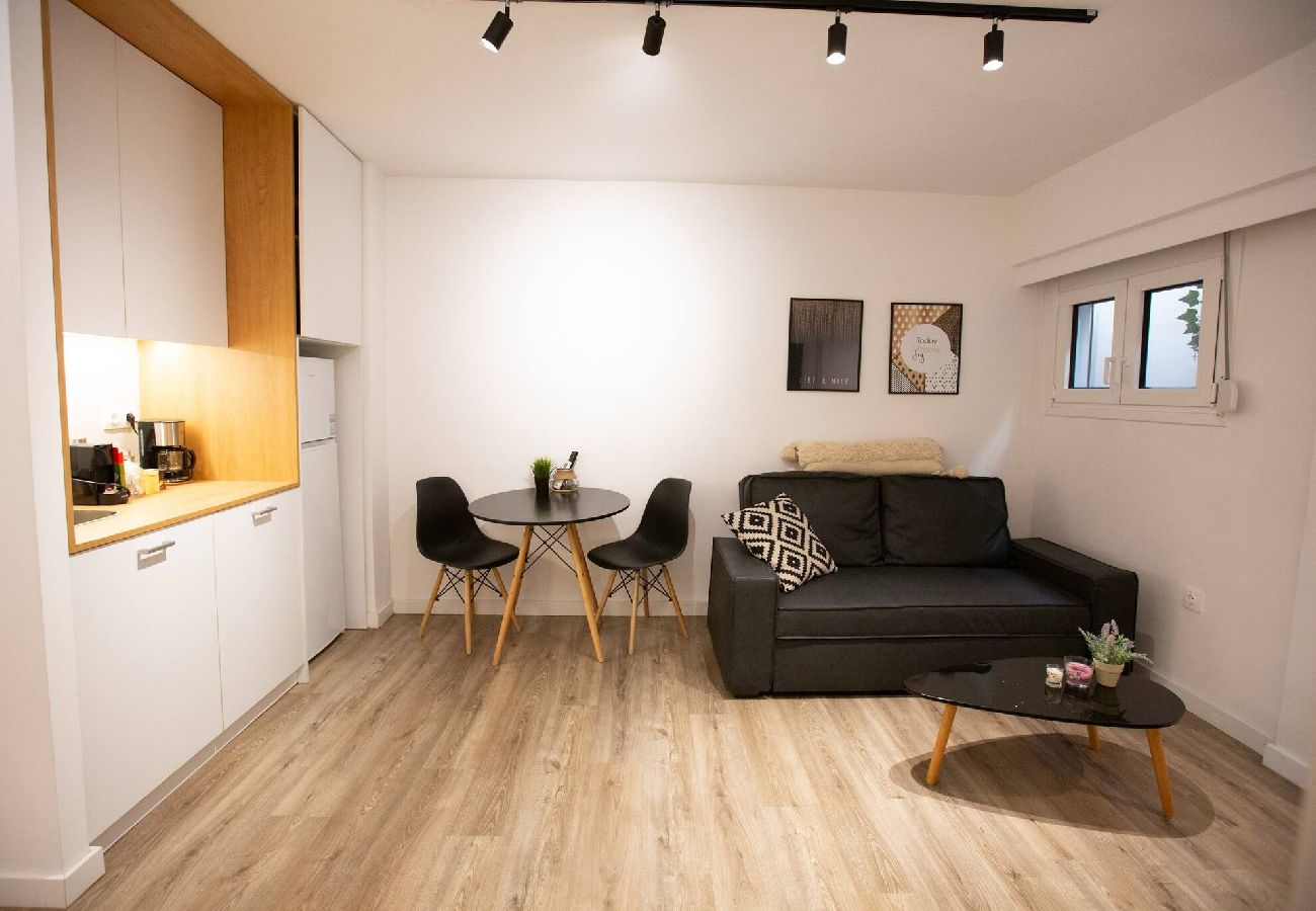 Apartment in Athens - 1BR In Plaka | Rooftop Access w/ Acropolis View