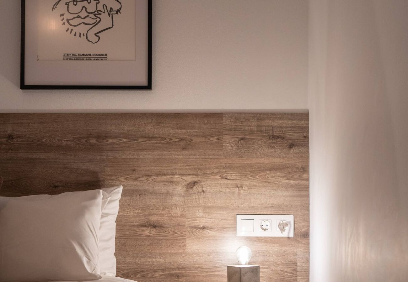 Apartment in Athens - 1BR In Plaka | Rooftop Access w/ Acropolis View