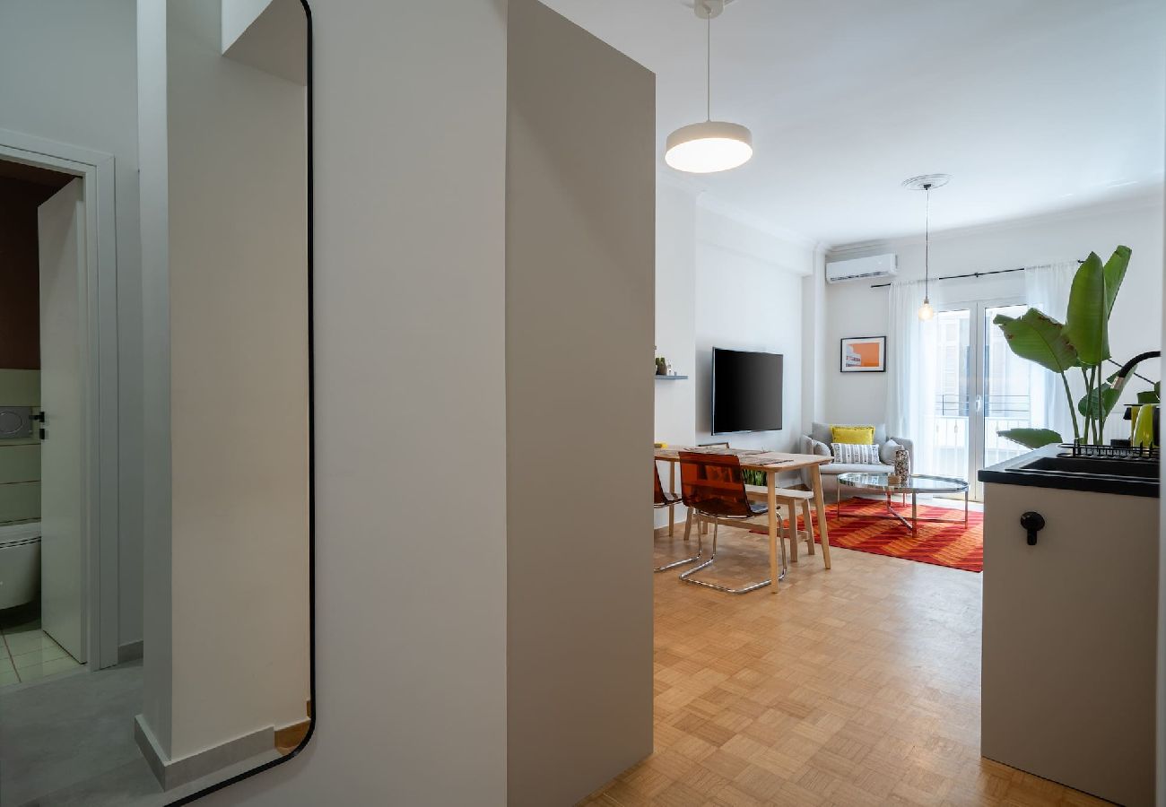 Apartment in Athens - Urban Escape: Exarcheia Remodel