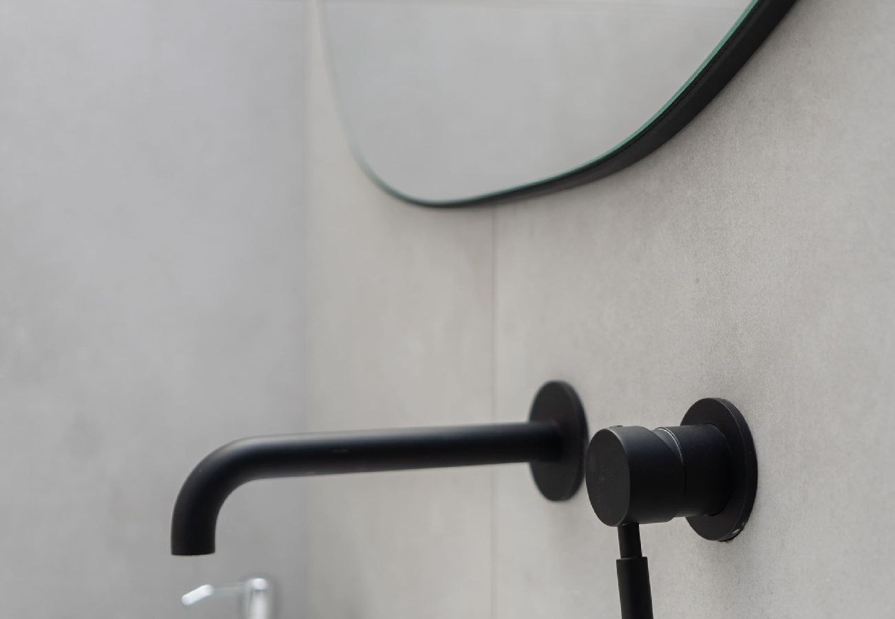Apartment in Athens - Urban Escape: Exarcheia Remodel