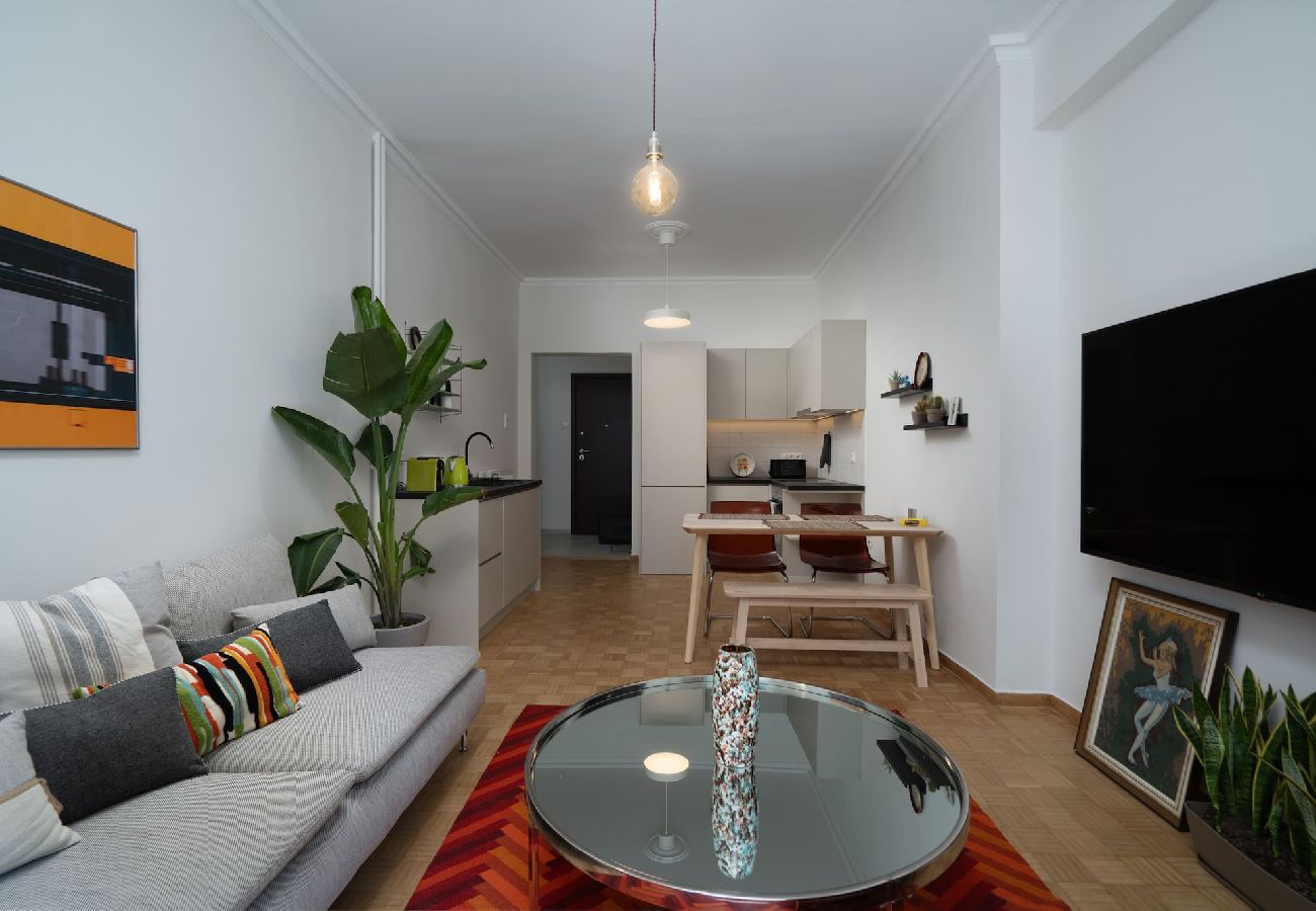 Apartment in Athens - Urban Escape: Exarcheia Remodel