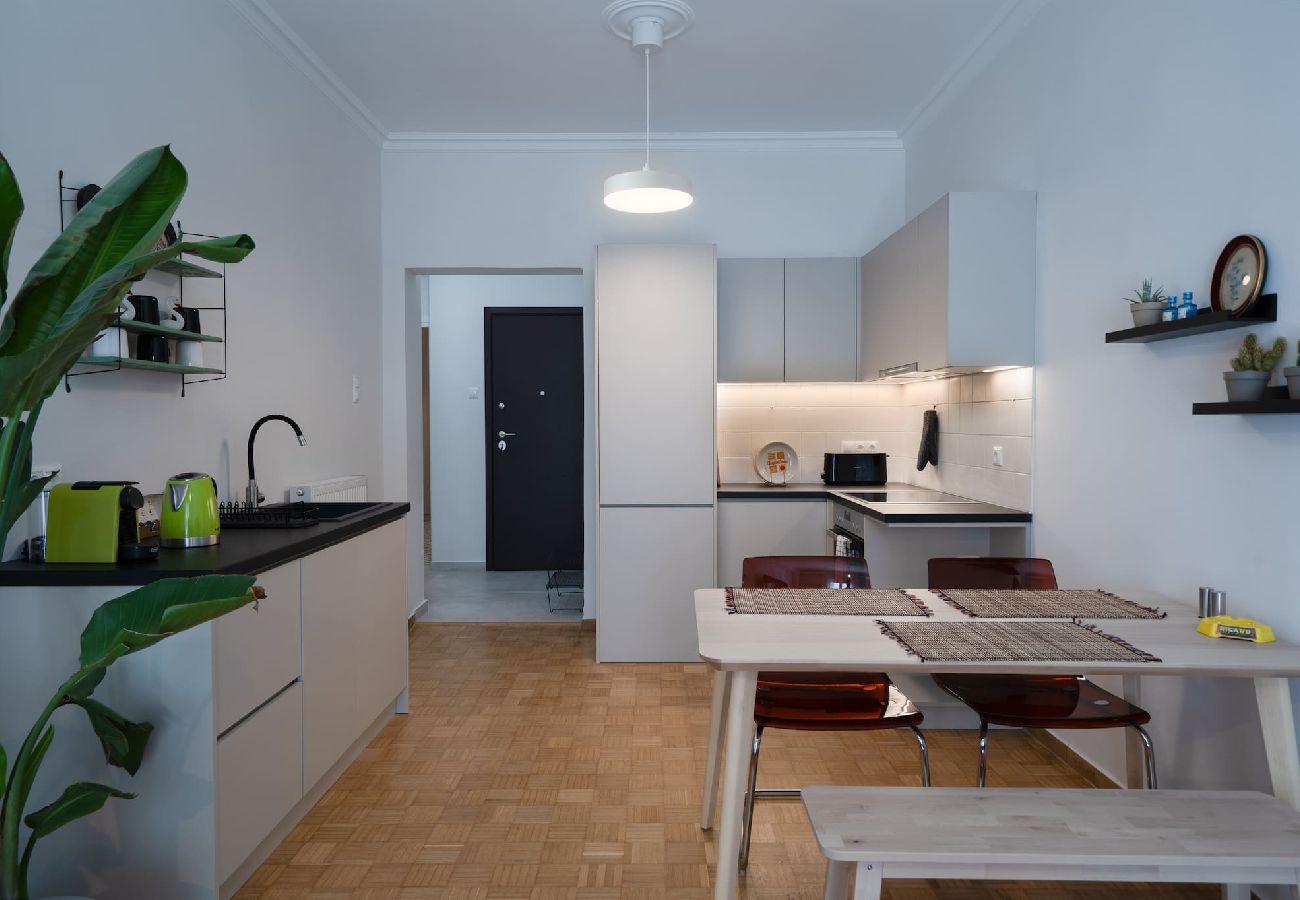 Apartment in Athens - Urban Escape: Exarcheia Remodel