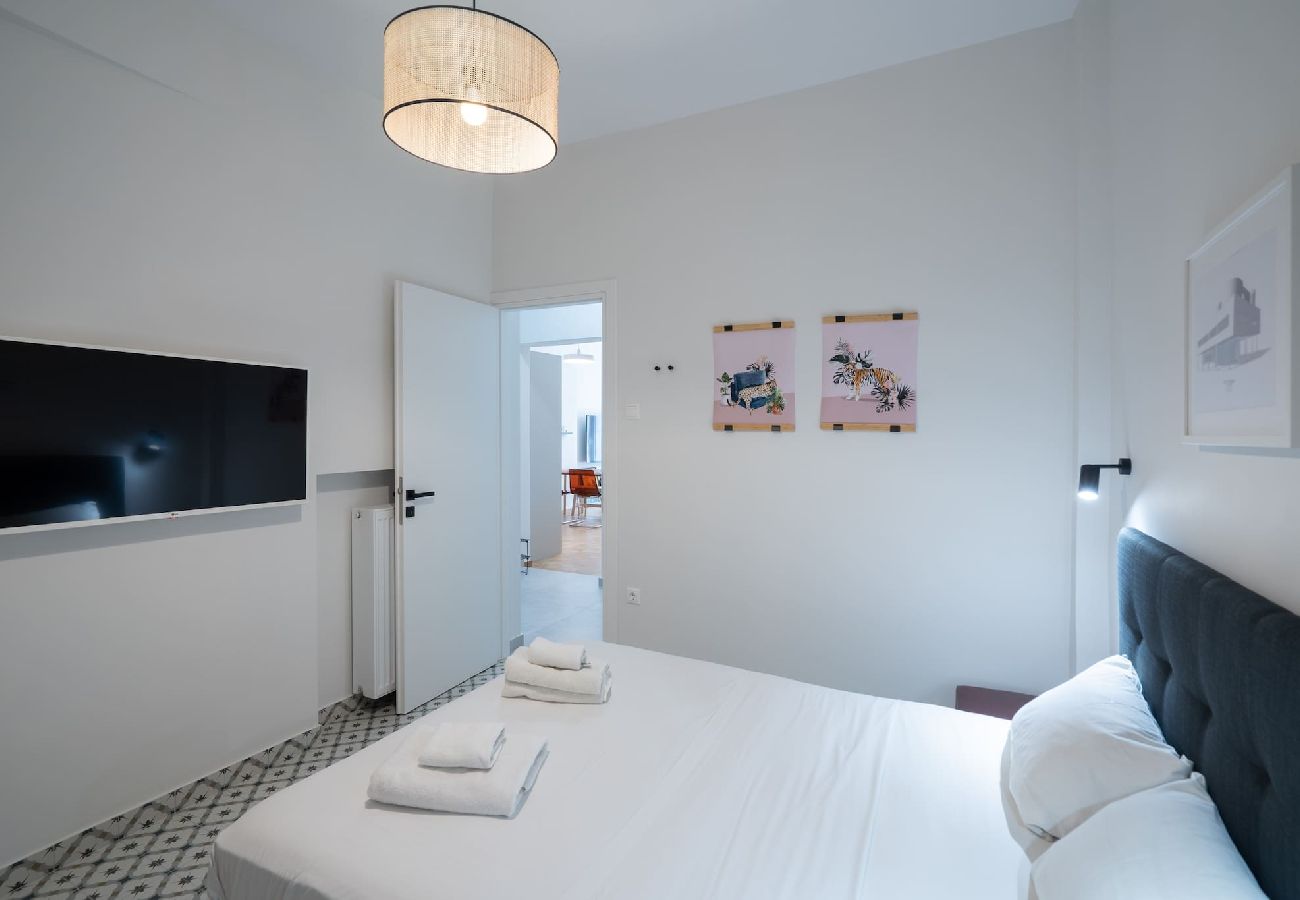 Apartment in Athens - Urban Escape: Exarcheia Remodel