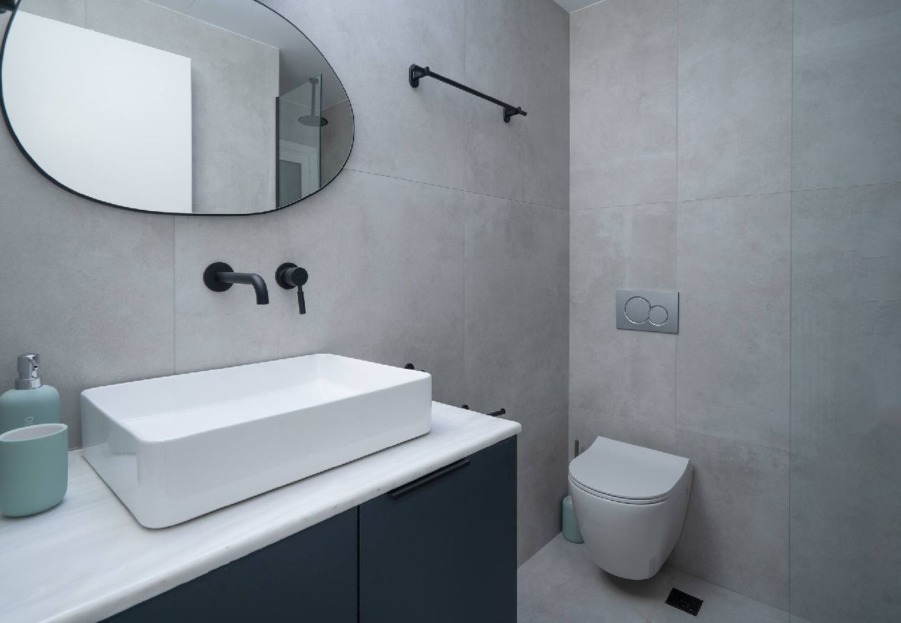Apartment in Athens - Urban Escape: Exarcheia Remodel