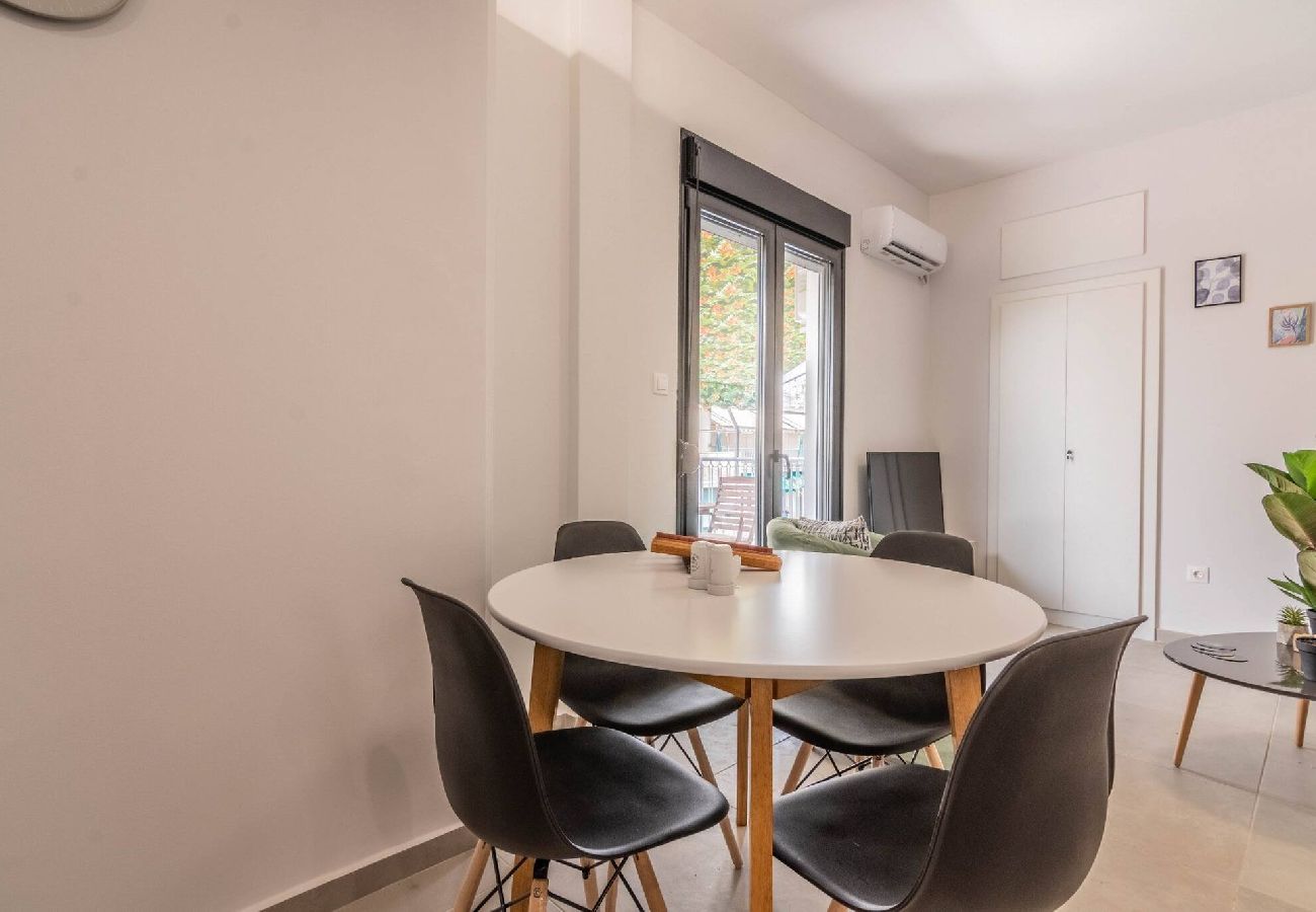 Apartment in Athens - Garden of Eden in Koukaki 