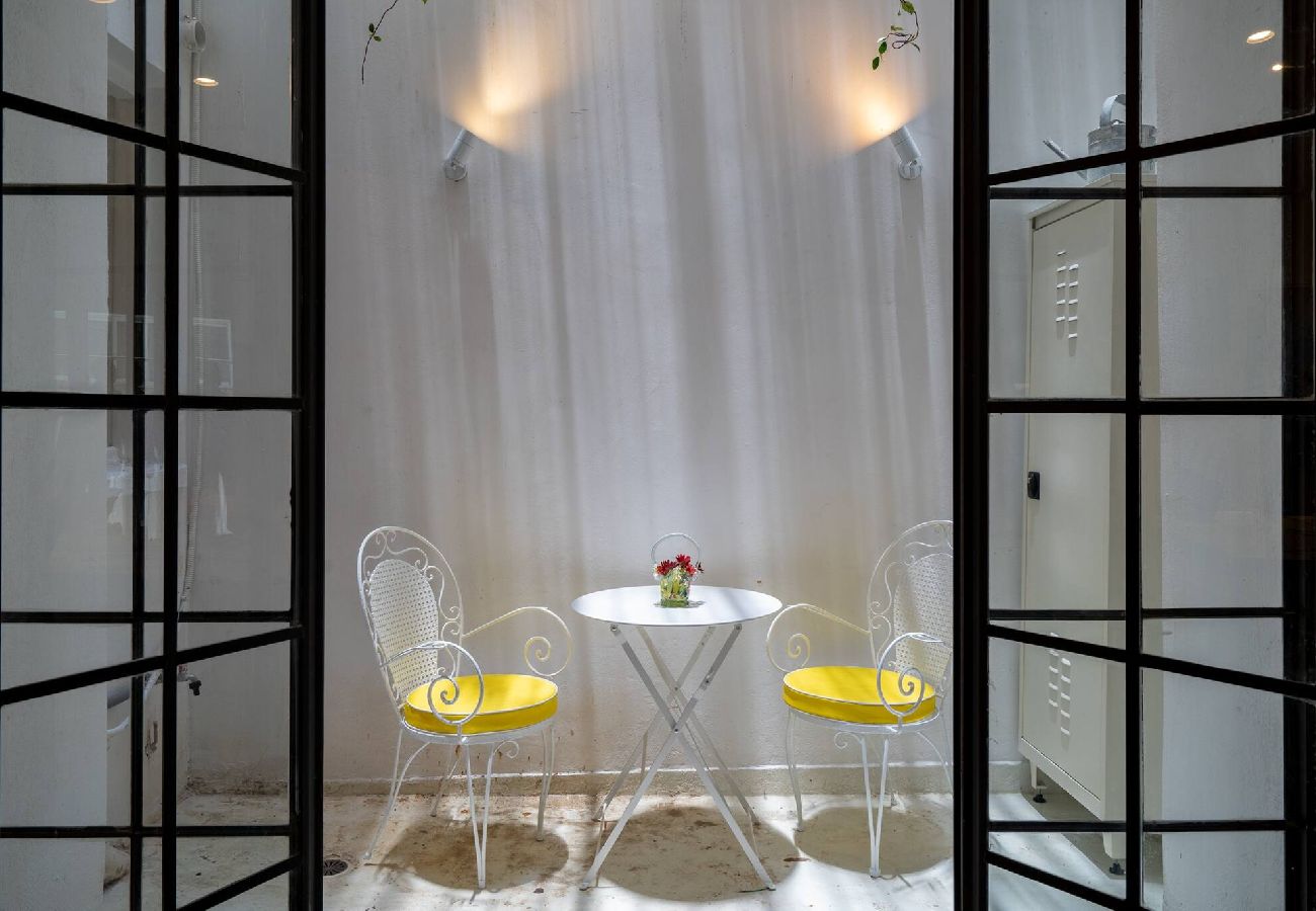 Apartment in Athens - Ebullience - Stylish & Chic Athens Apartment 