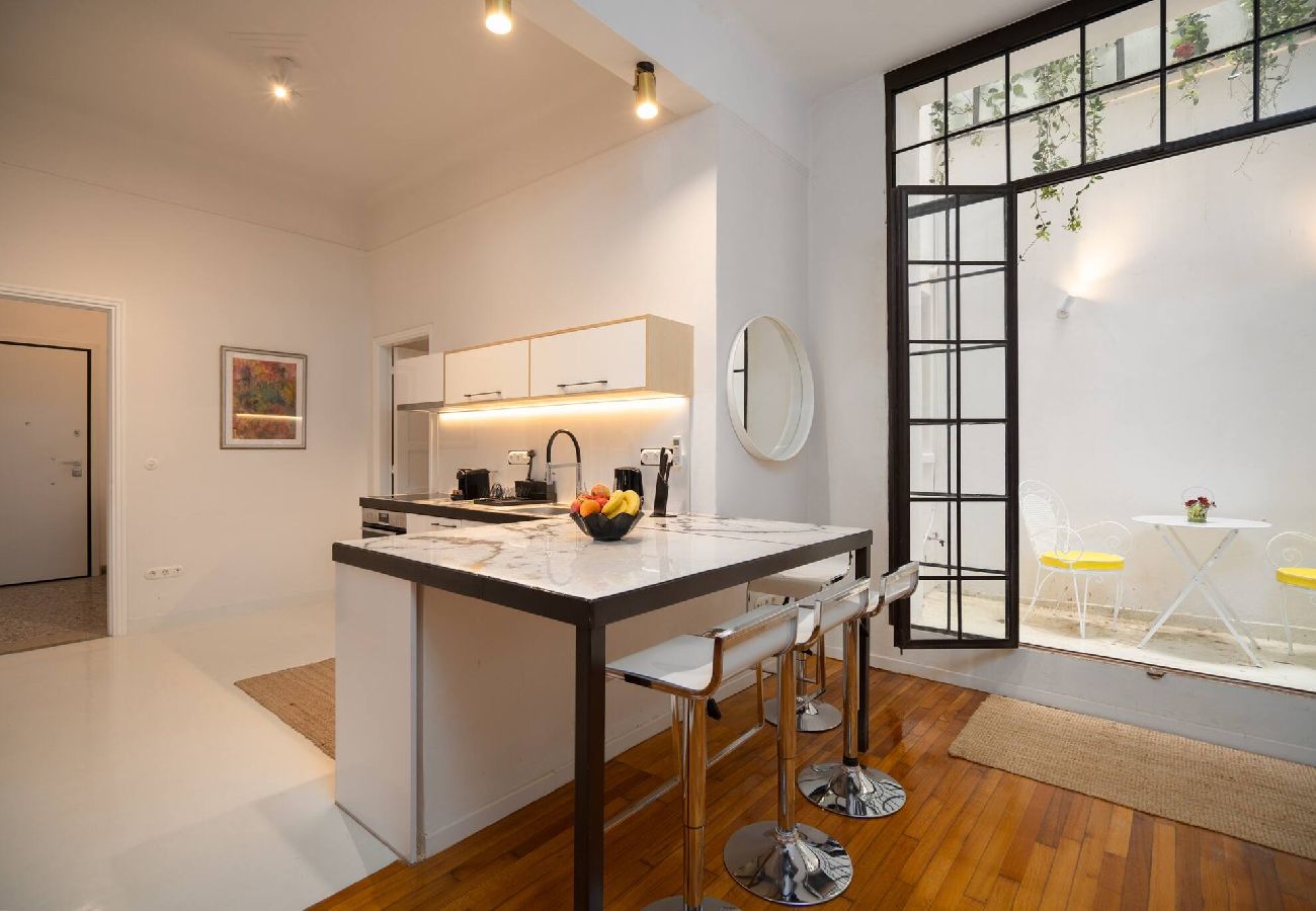 Apartment in Athens - Ebullience - Stylish & Chic Athens Apartment 