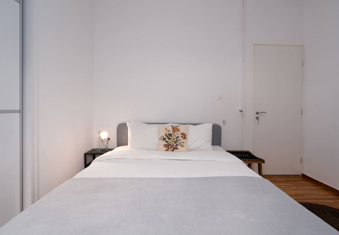 Apartment in Athens - Lovely 1BR Spacious Apt | Near Metro & Acropolis