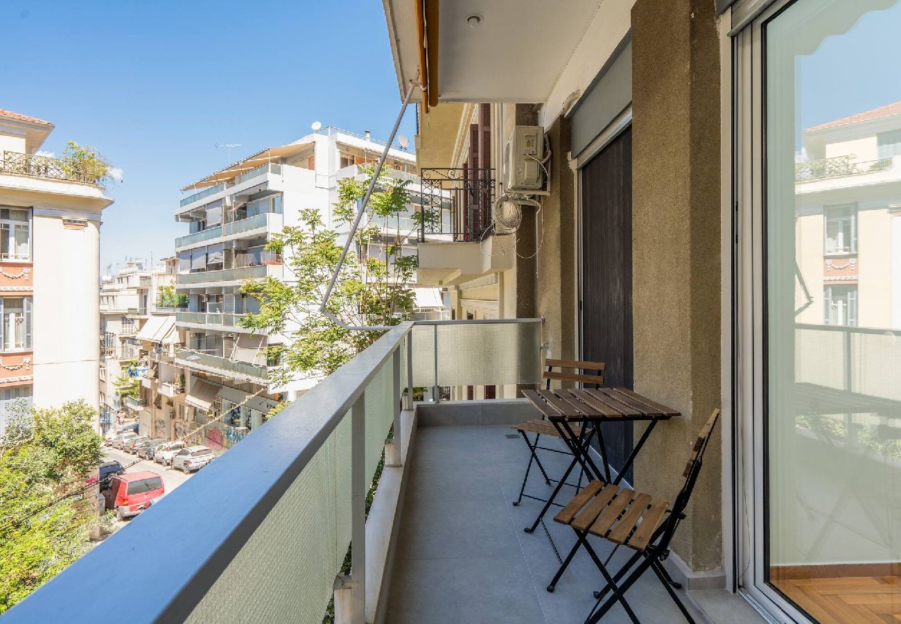 Apartment in Athens - 1BR Artistic Apt Near Metro and Lycabettus Hill