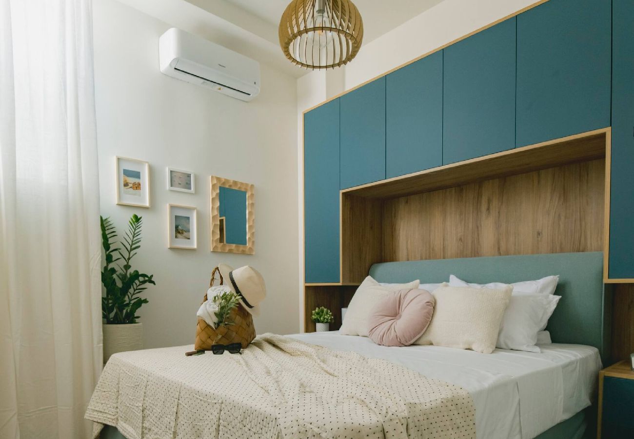 Apartment in Athens - Dimofontos 76