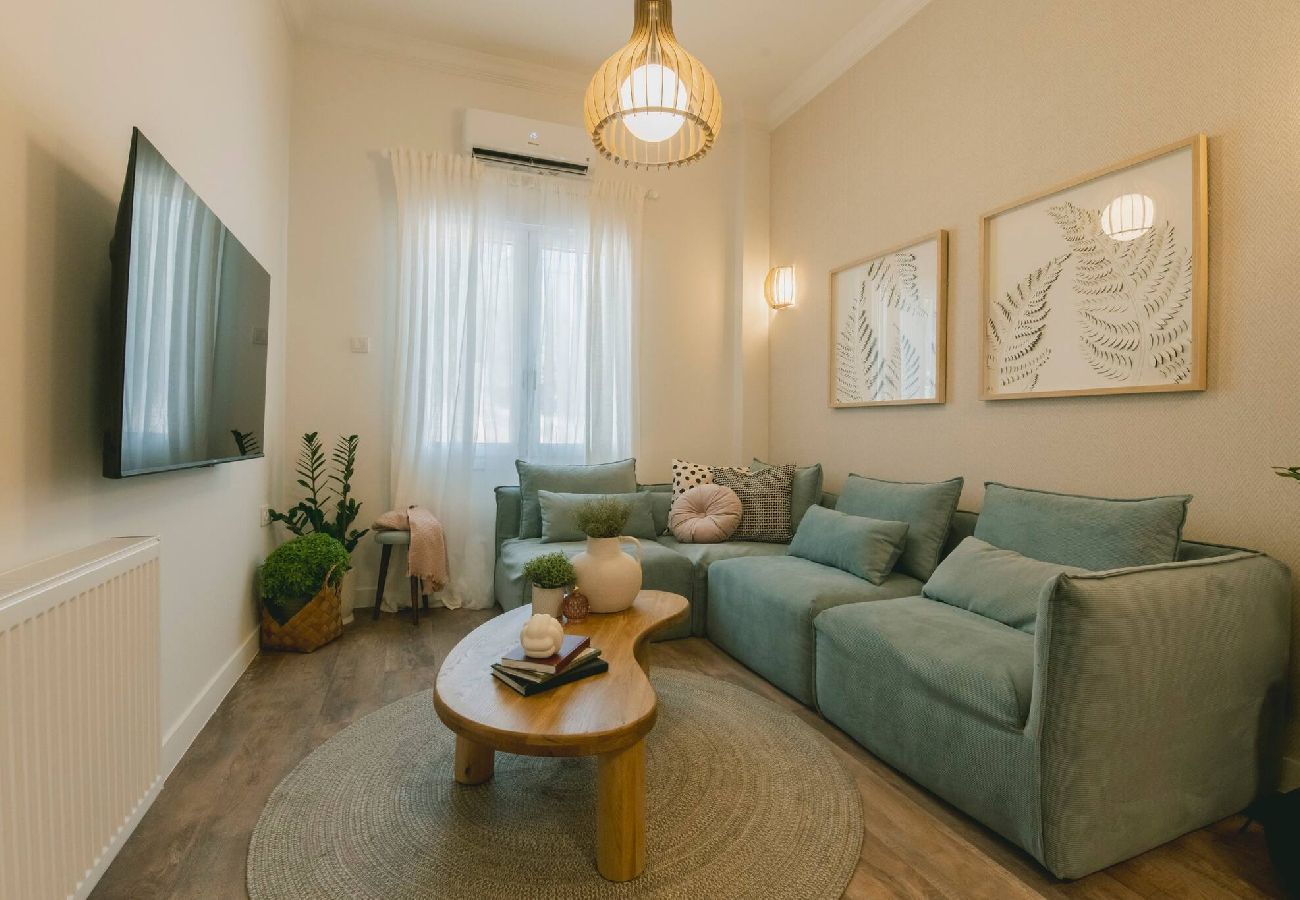 Apartment in Athens - Lia & John 2BR amazing apartment 