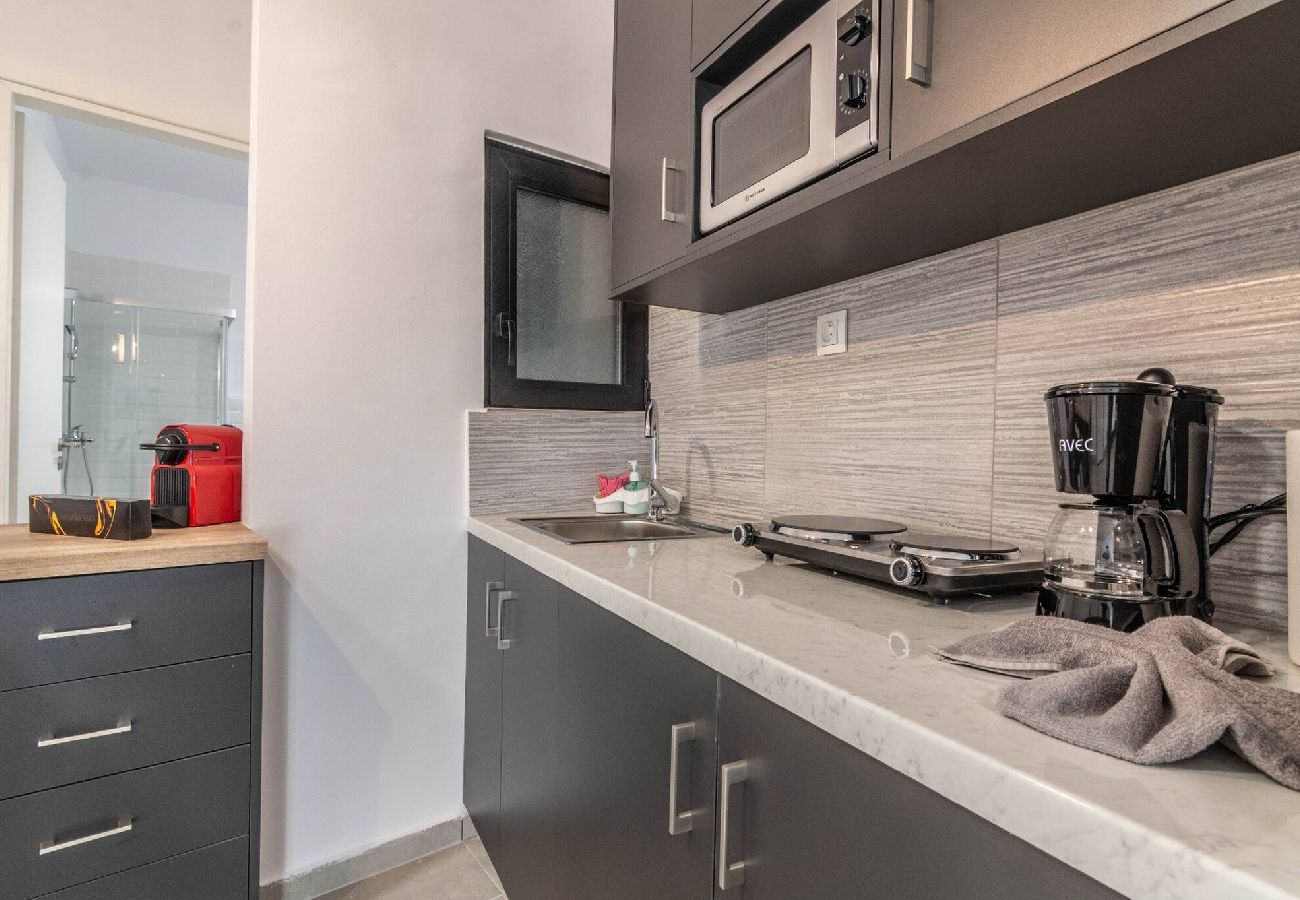 Apartment in Athens - Garden of Eden in Neos Kosmos | Near Metro
