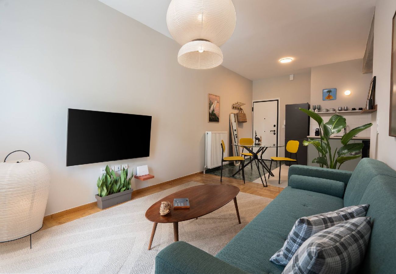 Apartment in Athens - Metro Living: 1-BR Modern Haven