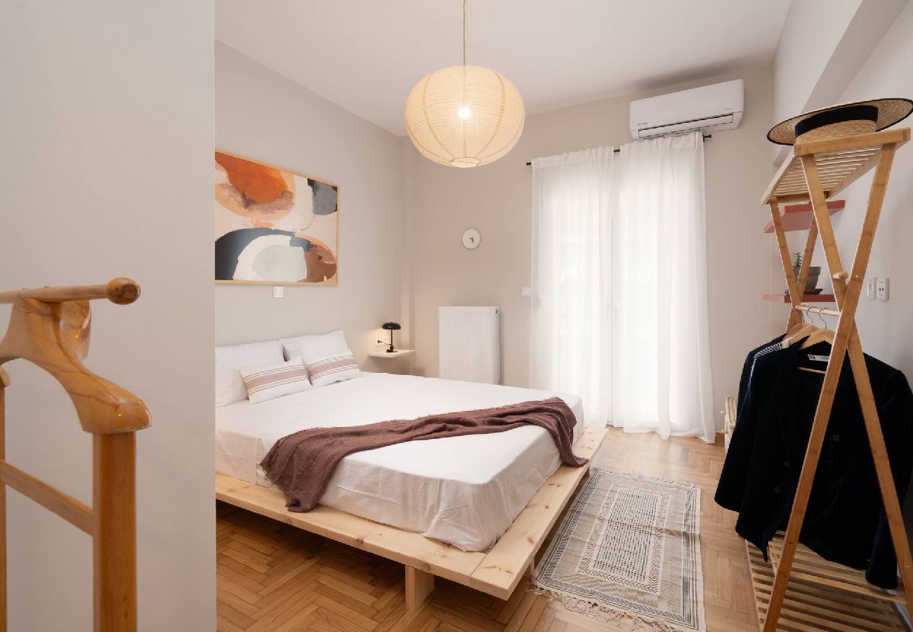 Apartment in Athens - Metro Living: 1-BR Modern Haven
