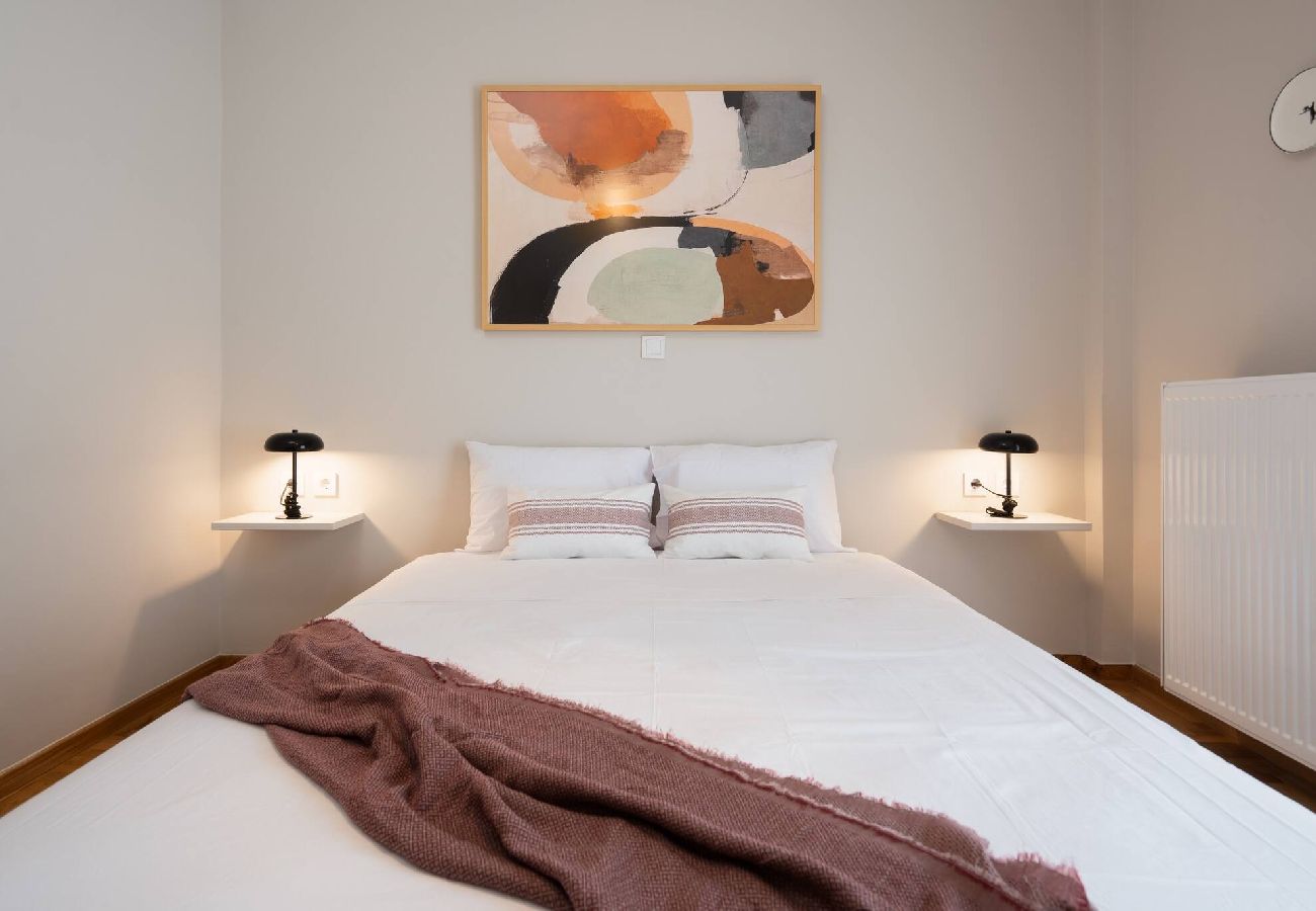 Apartment in Athens - Metro Living: 1-BR Modern Haven