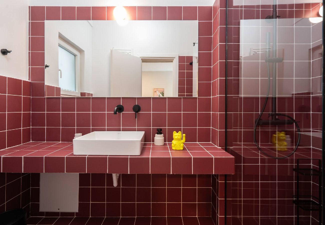 Apartment in Athens - Metro Living: 1-BR Modern Haven