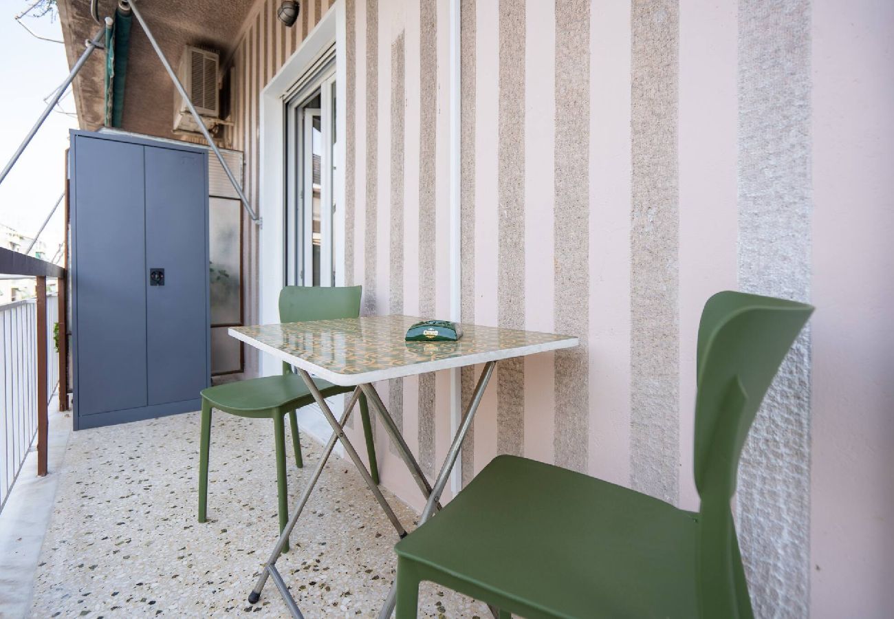 Apartment in Athens - Metro Living: 1-BR Modern Haven