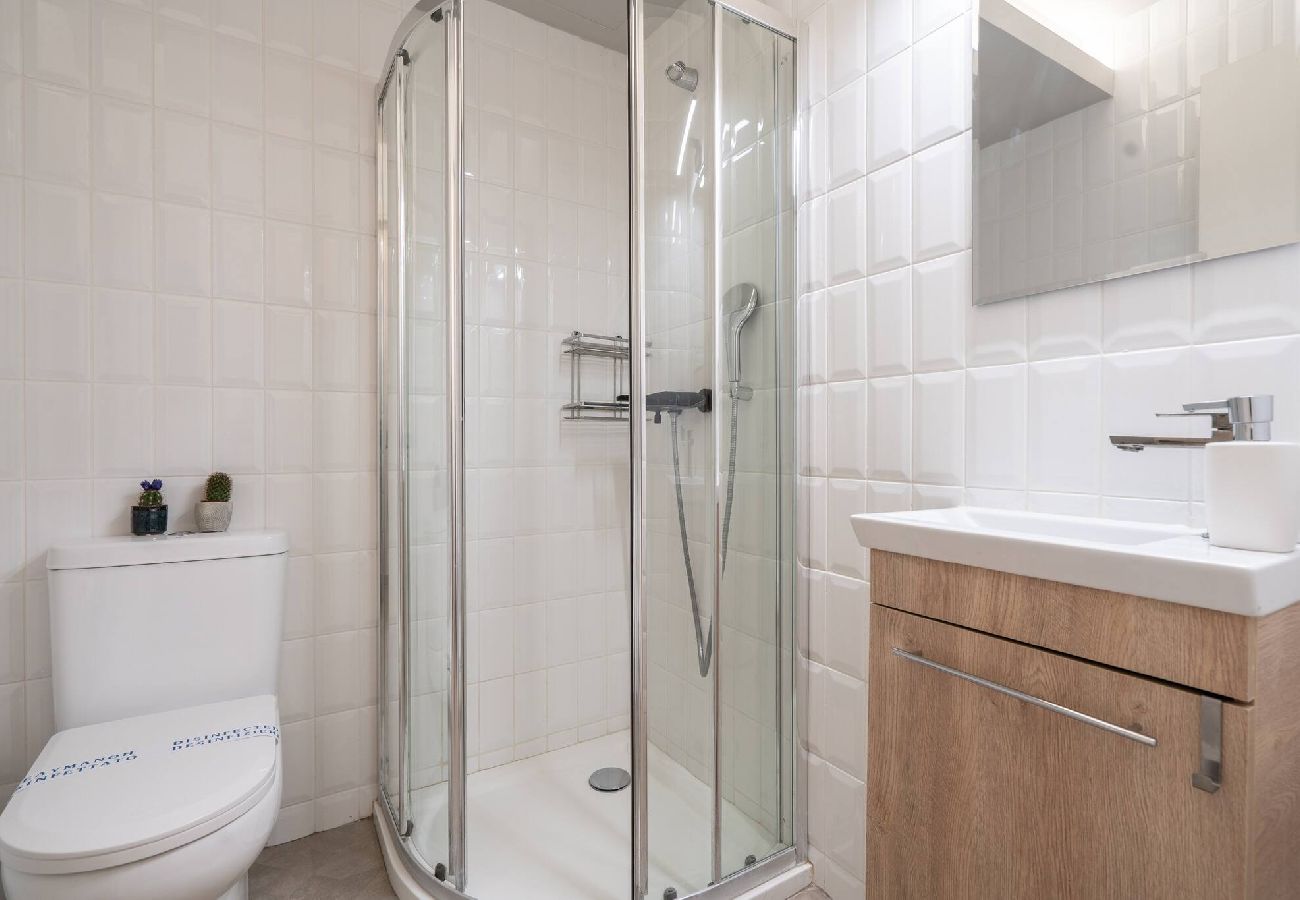 Apartment in Athens - ☆Kalimarmaro 3BD Apt For Max Fun & Comfortability☆