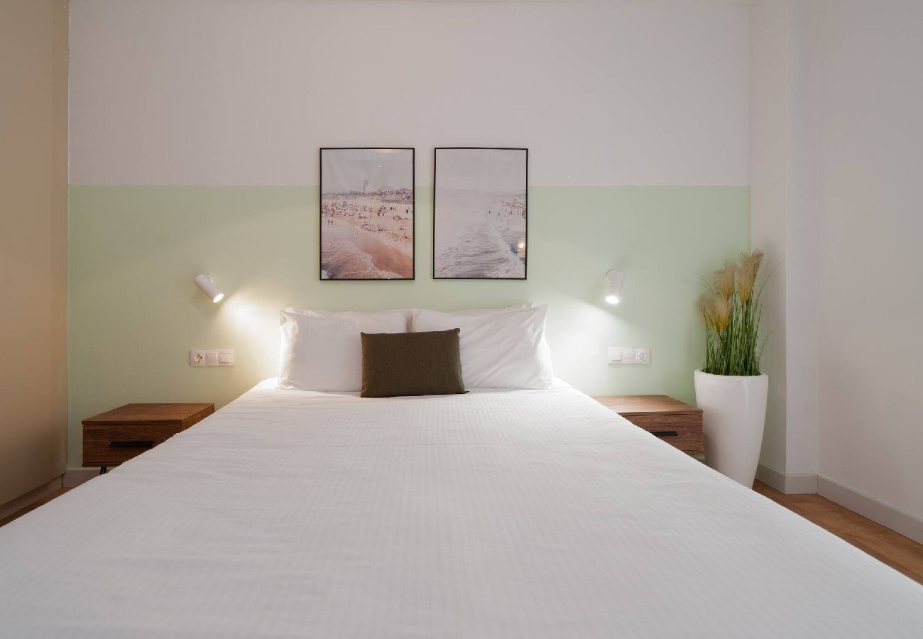 Apartment in Athens - ☆Kalimarmaro 3BD Apt For Max Fun & Comfortability☆